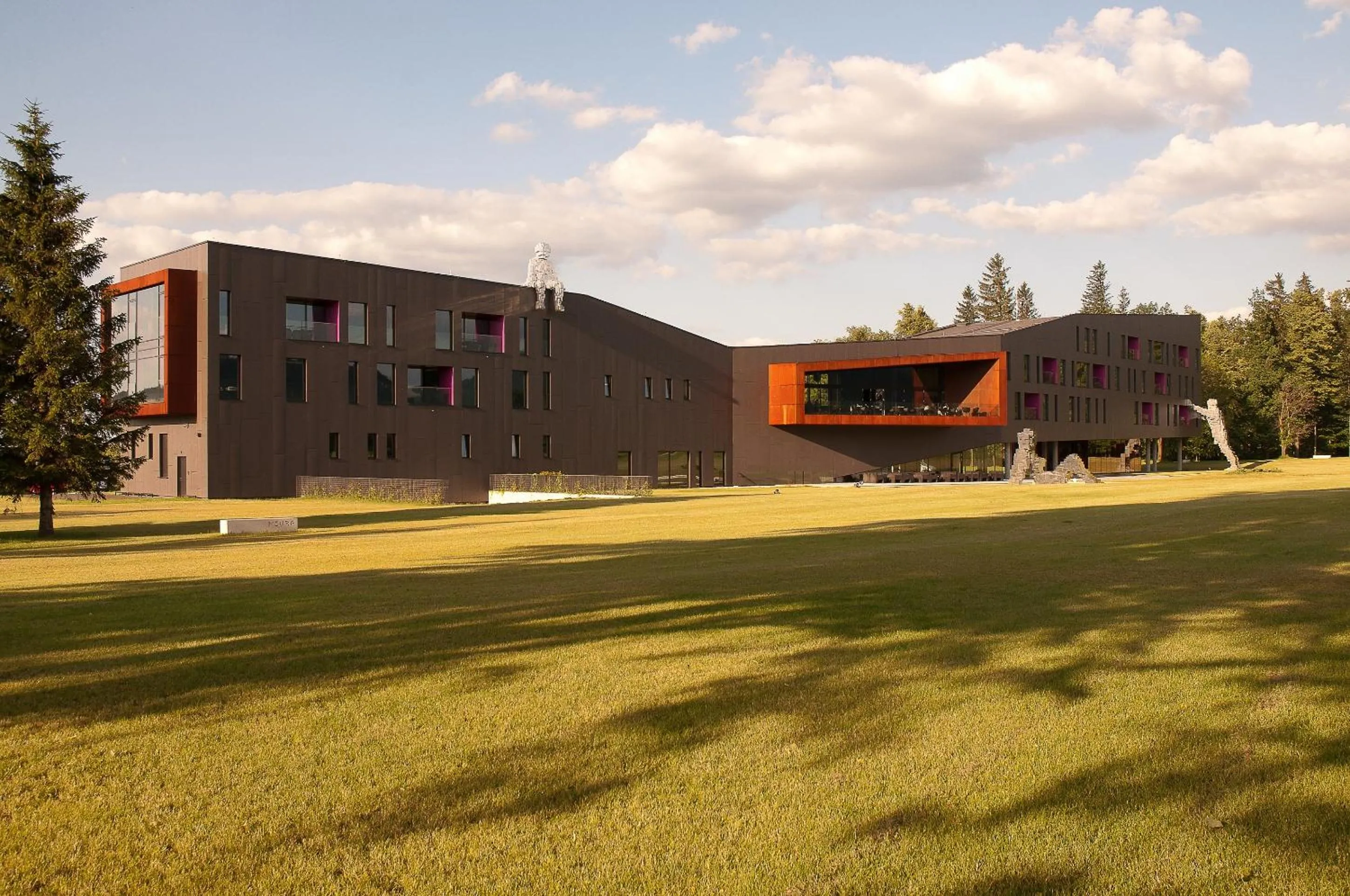 Area and facilities in Miura Hotel