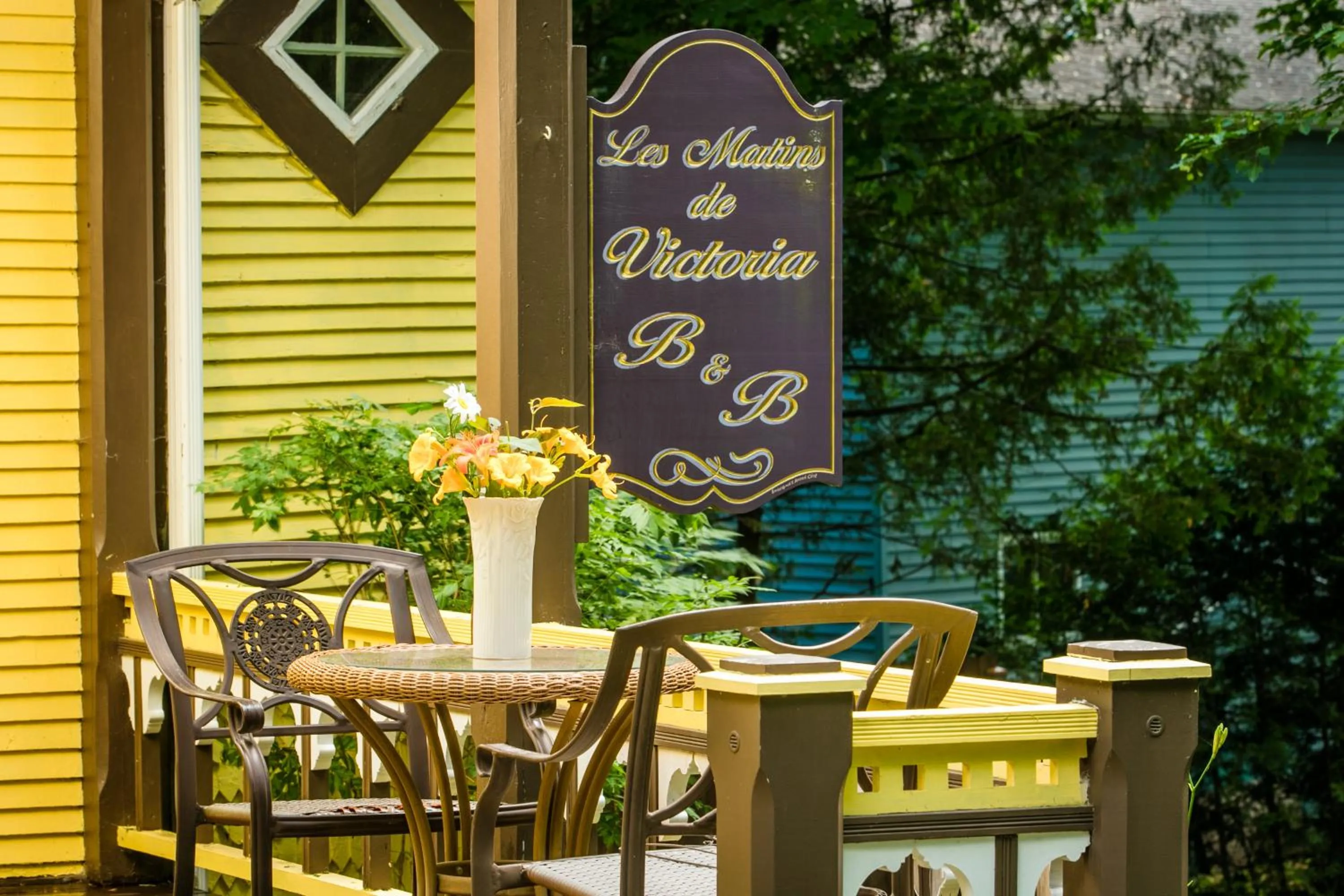 Patio in Les Matins de Victoria