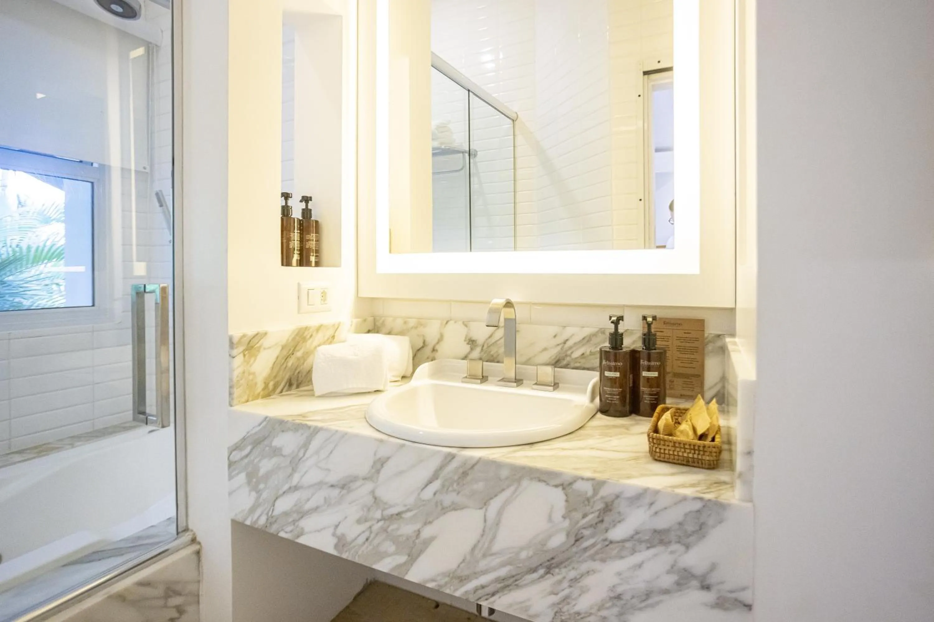 Felissimo Exclusive Hotel