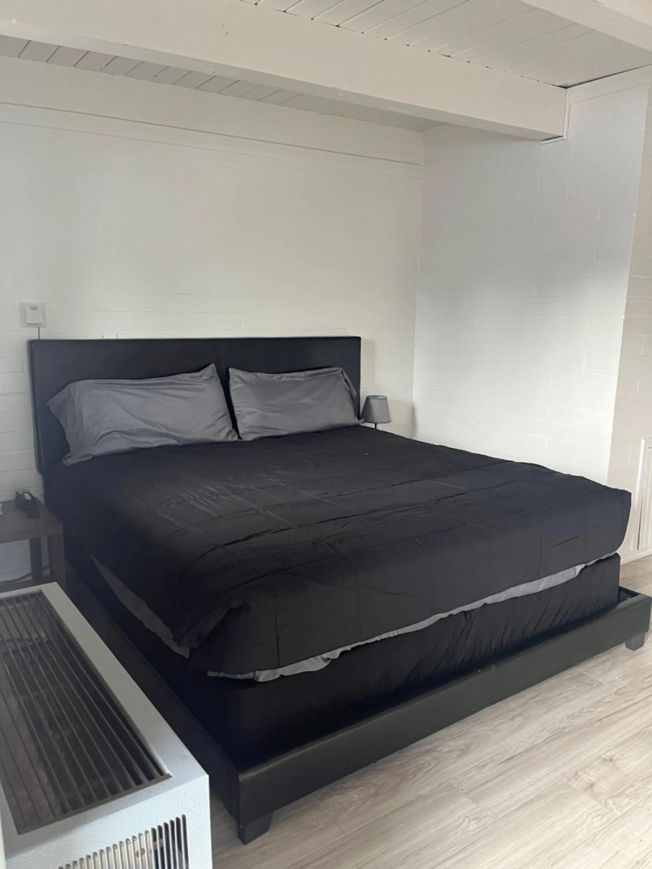 Bed in Thunderbird Motel