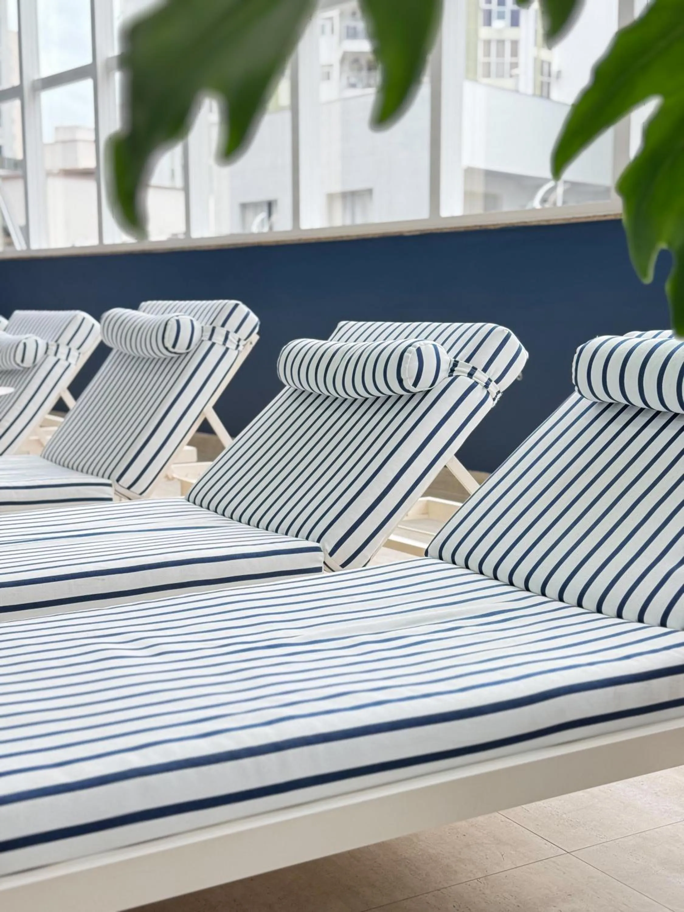 Swimming pool, Bed in Hotel Blumenau - Balneário Camboriú