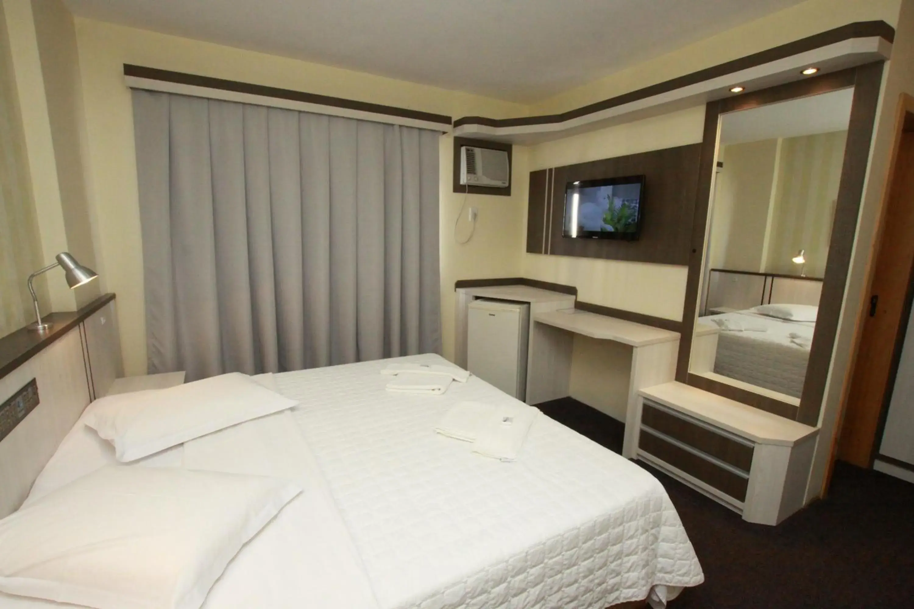 Deluxe Double Room in Hotel Blumenau - Balneário Camboriú Deluxe Double Room in Hotel Blumenau - Balneário Camboriú