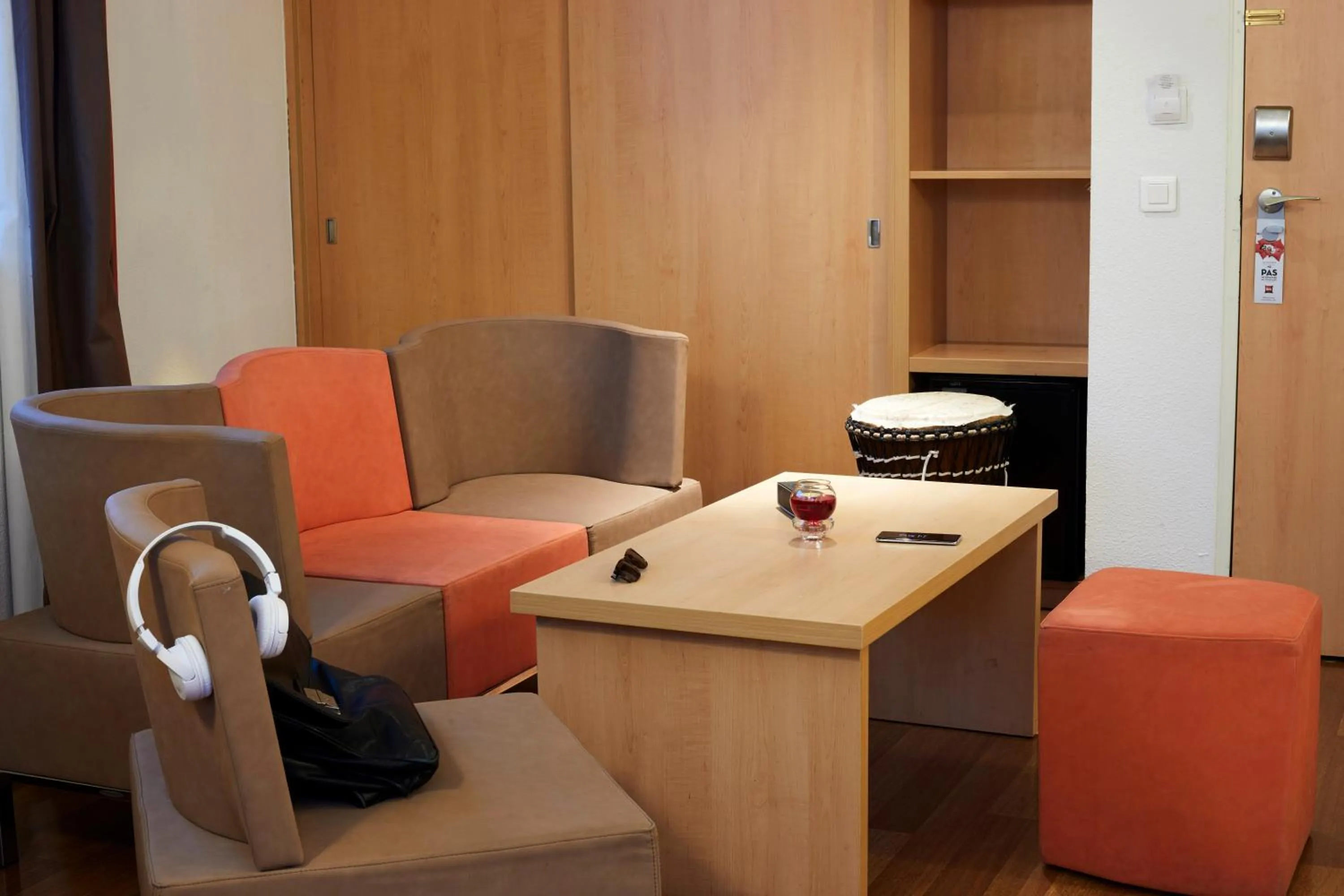 Living room in Ibis Antananarivo Ankorondrano