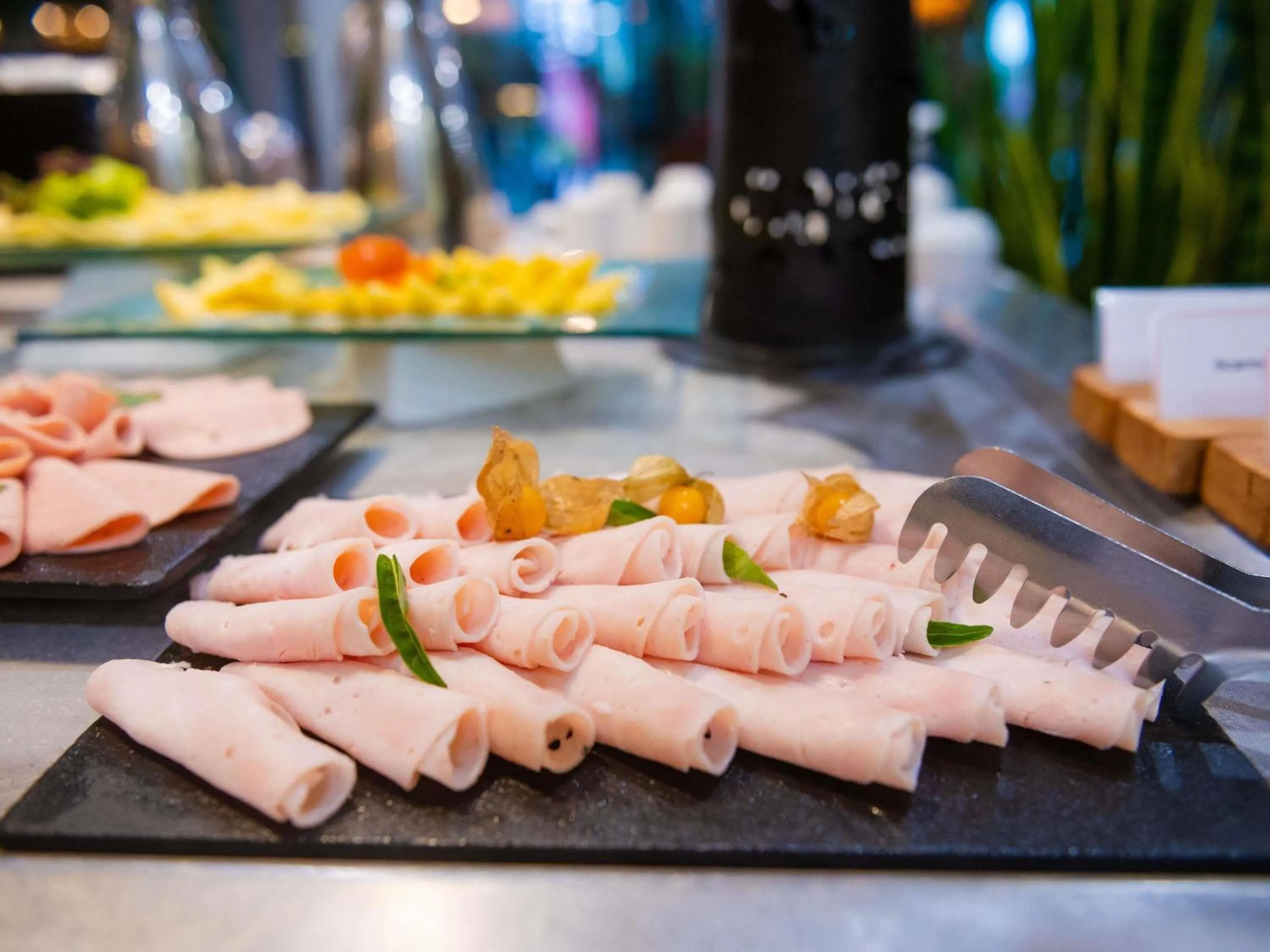 Restaurant/places to eat in Ibis Antananarivo Ankorondrano