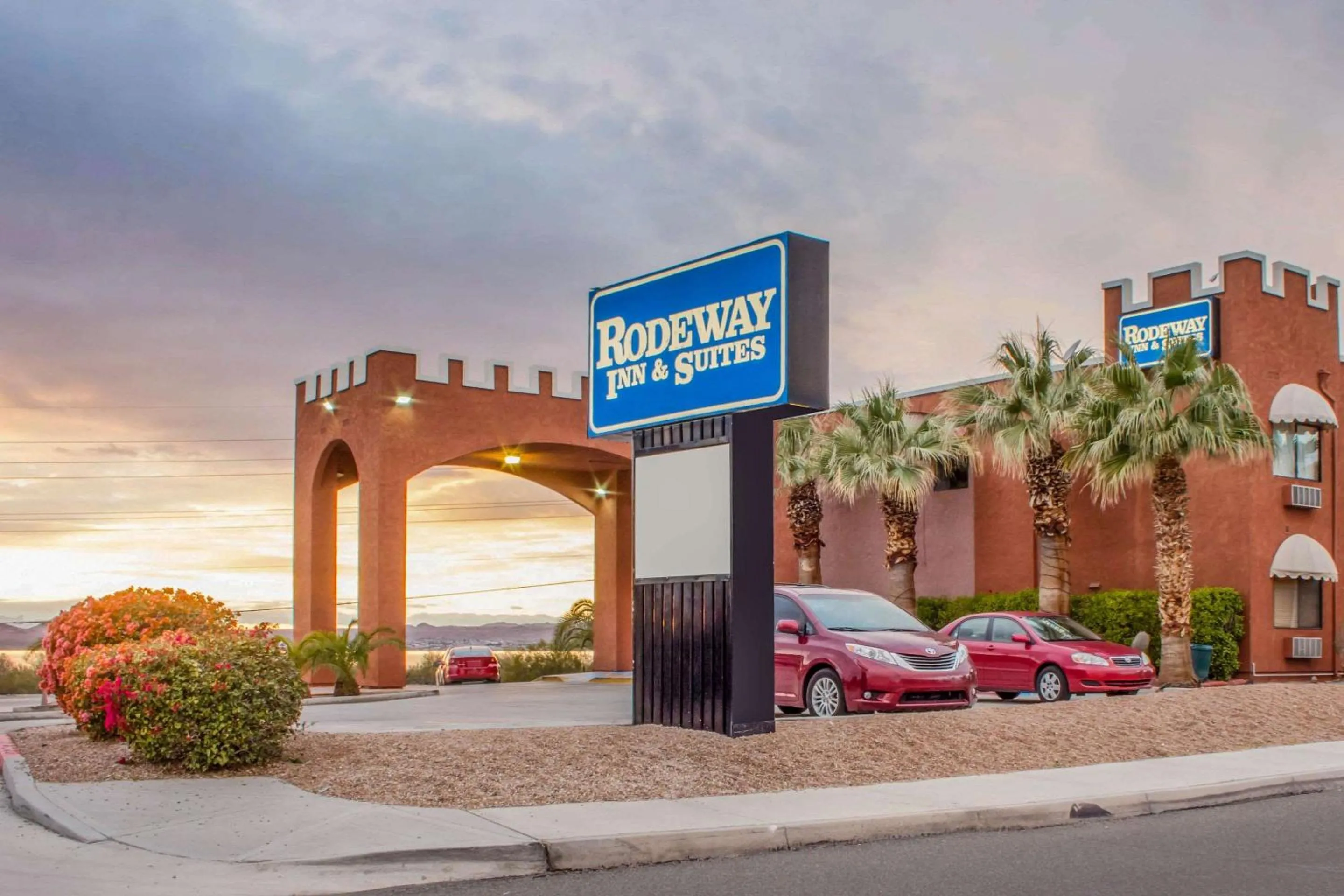 Property building in Rodeway Inn & Suites Lake Havasu City