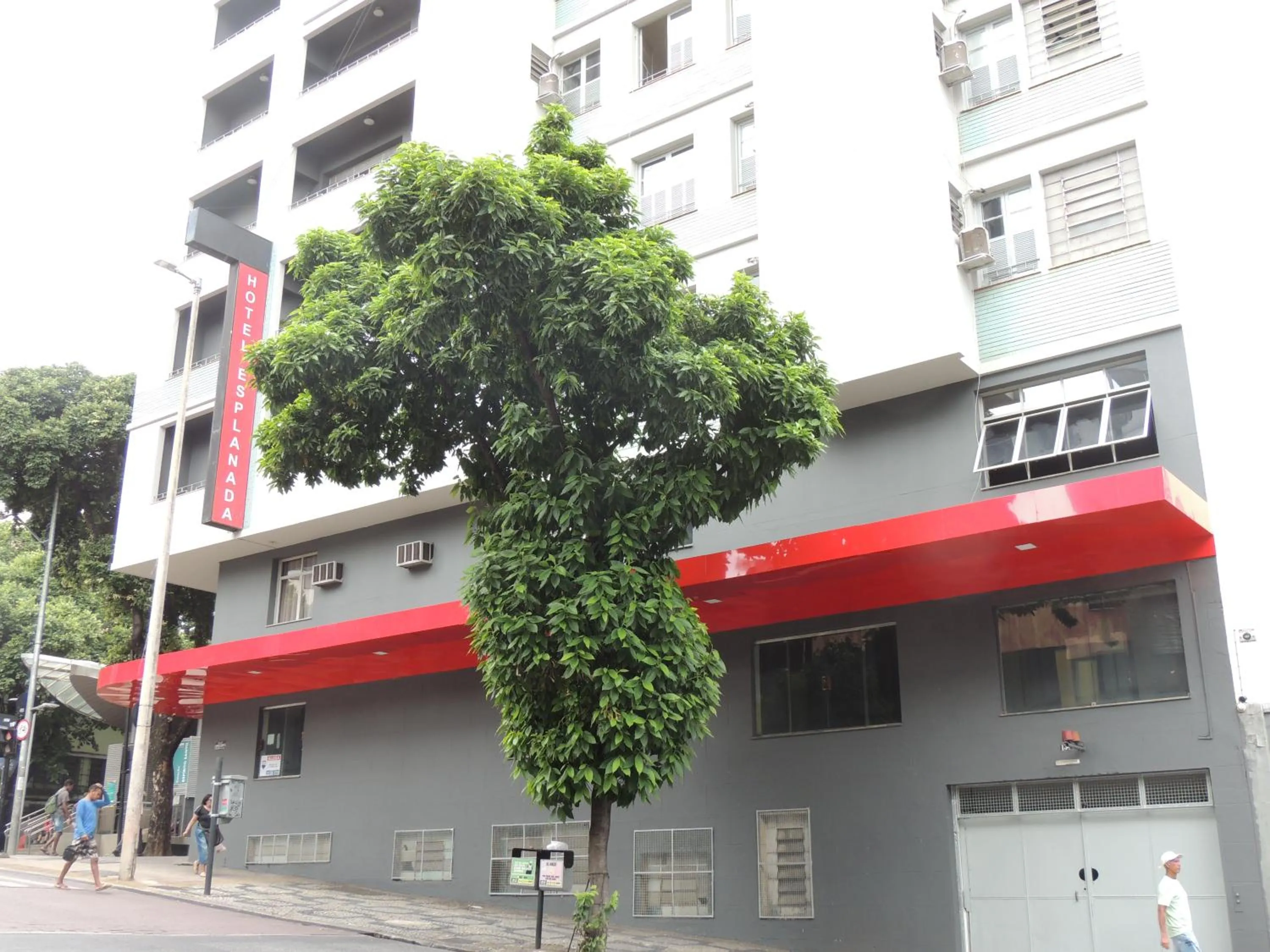 Facade/entrance in Hotel Esplanada Belo Horizonte - Proximo a Estacao de Trem