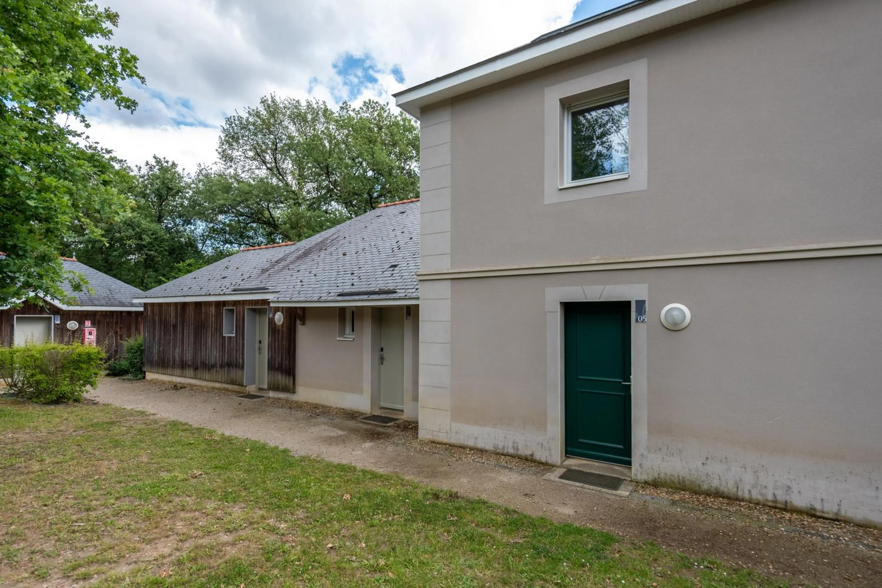 Facade/entrance in Terres de France - Le Domaine Du Golf