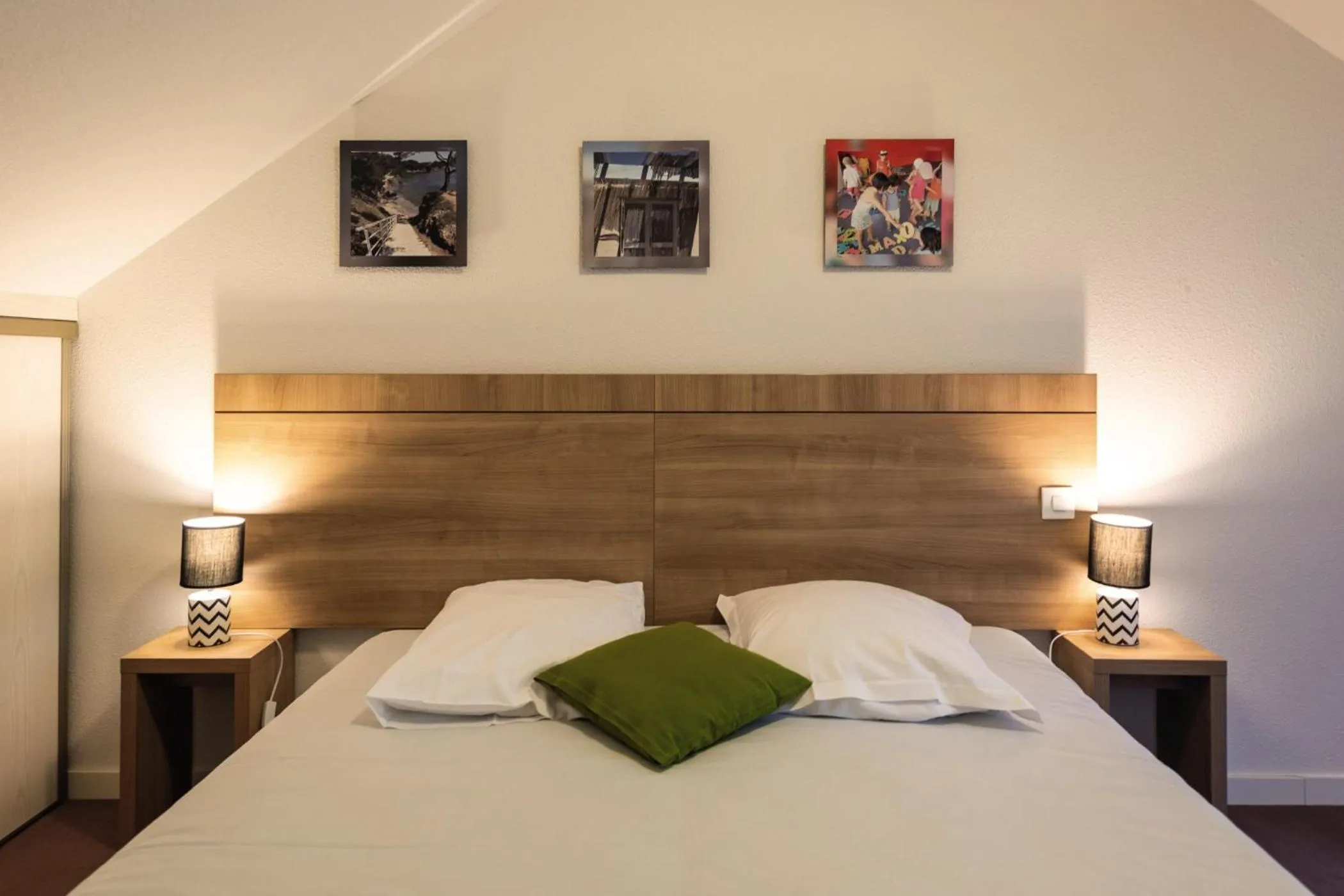 Bedroom, Bed in Terres de France - Le Domaine Du Golf