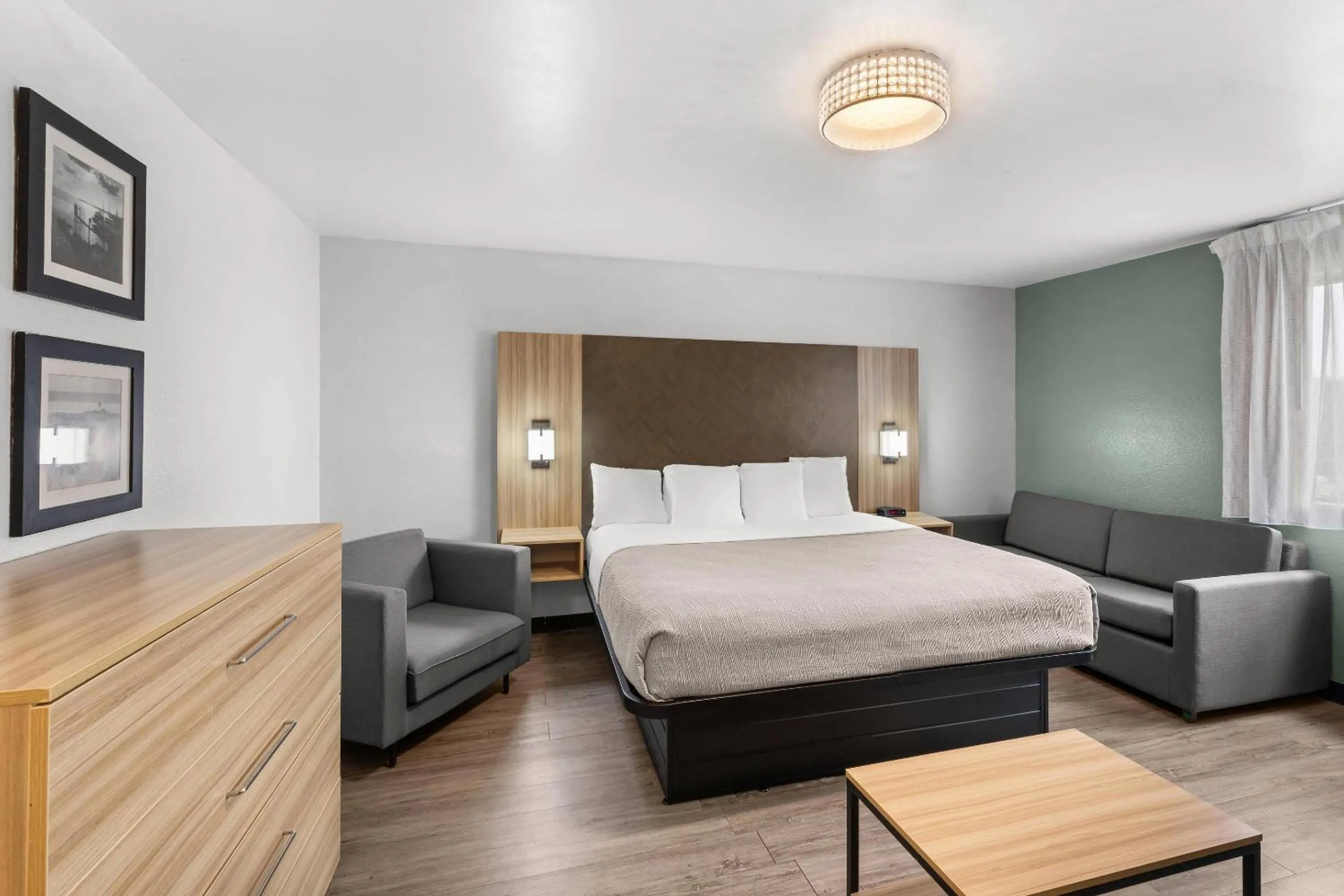 Bedroom, Bed in Quality Inn Atlanta Airport-Central