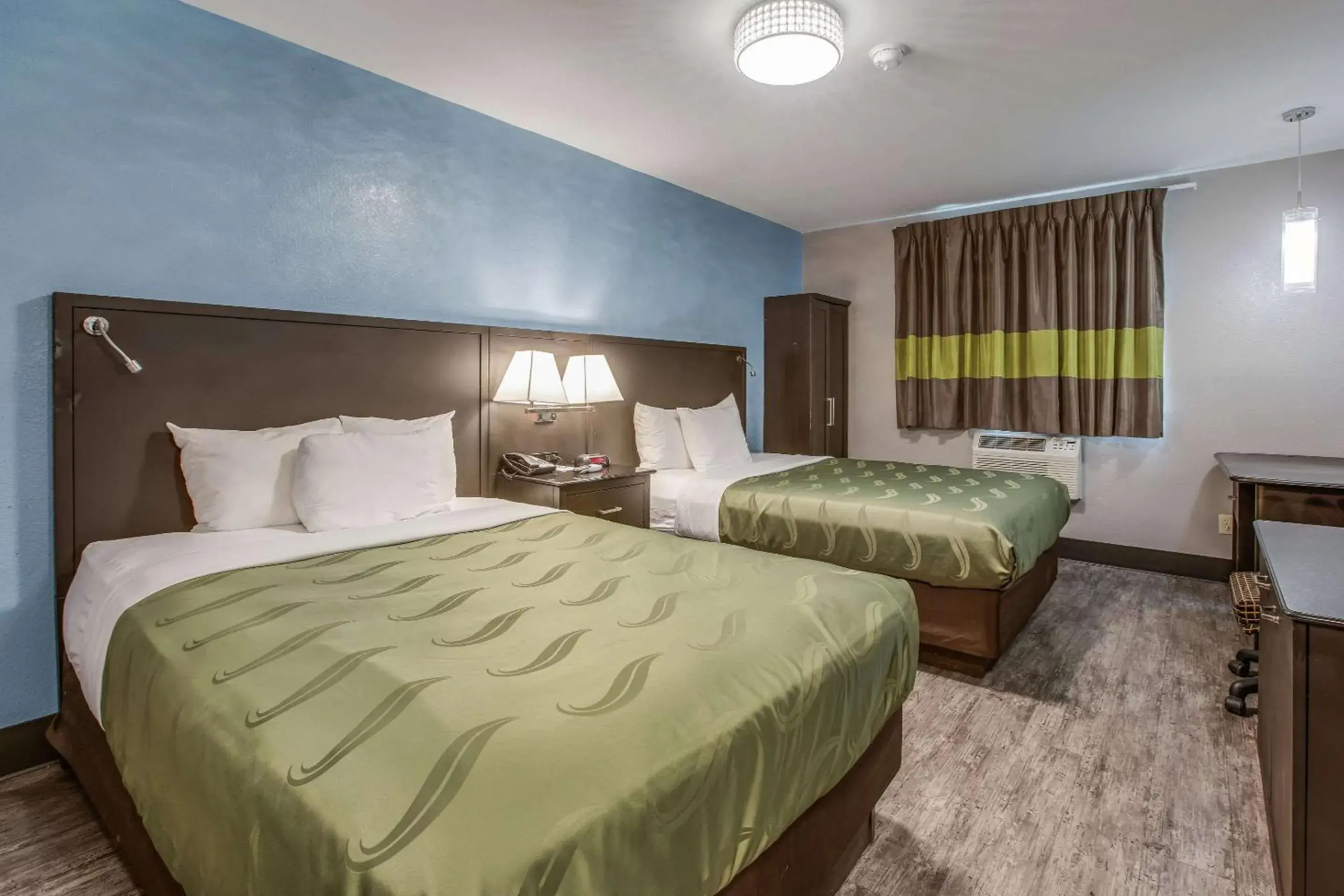 Double Room with Two Double Beds - Non-Smoking in Quality Inn Atlanta Airport-Central Double Room with Two Double Beds - Non-Smoking in Quality Inn Atlanta Airport-Central