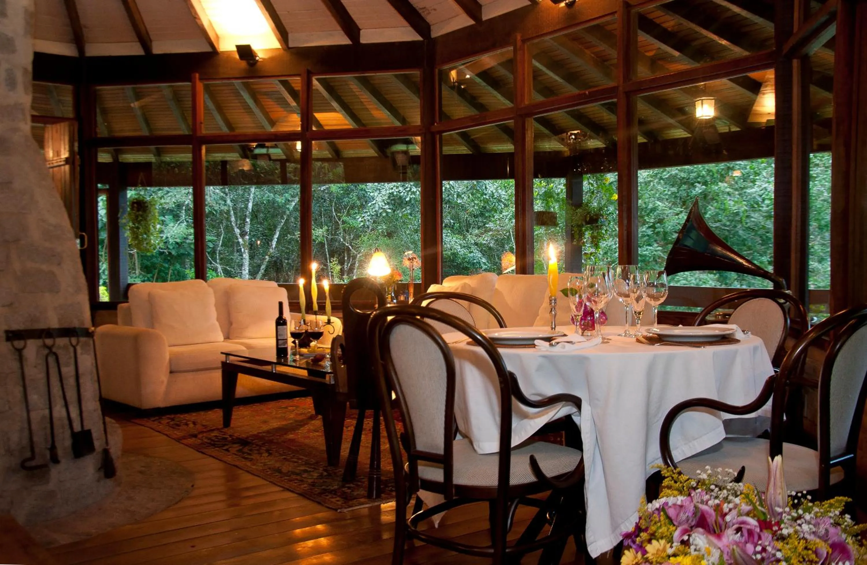 Restaurant/places to eat in Pousada Tijupá