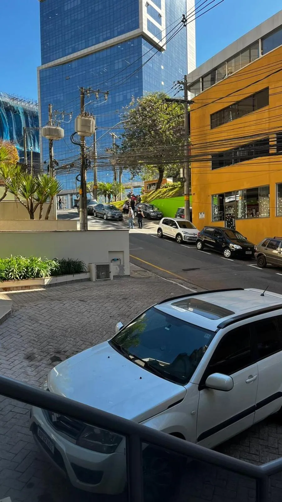 Quiet street view in Differential Flat