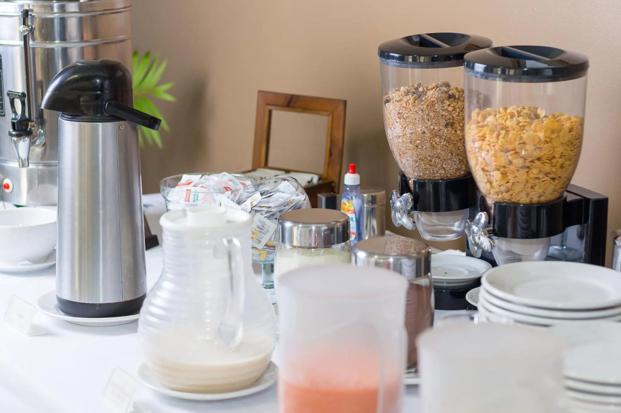 Food and drinks in Maria Quitéria Hotel & Flat