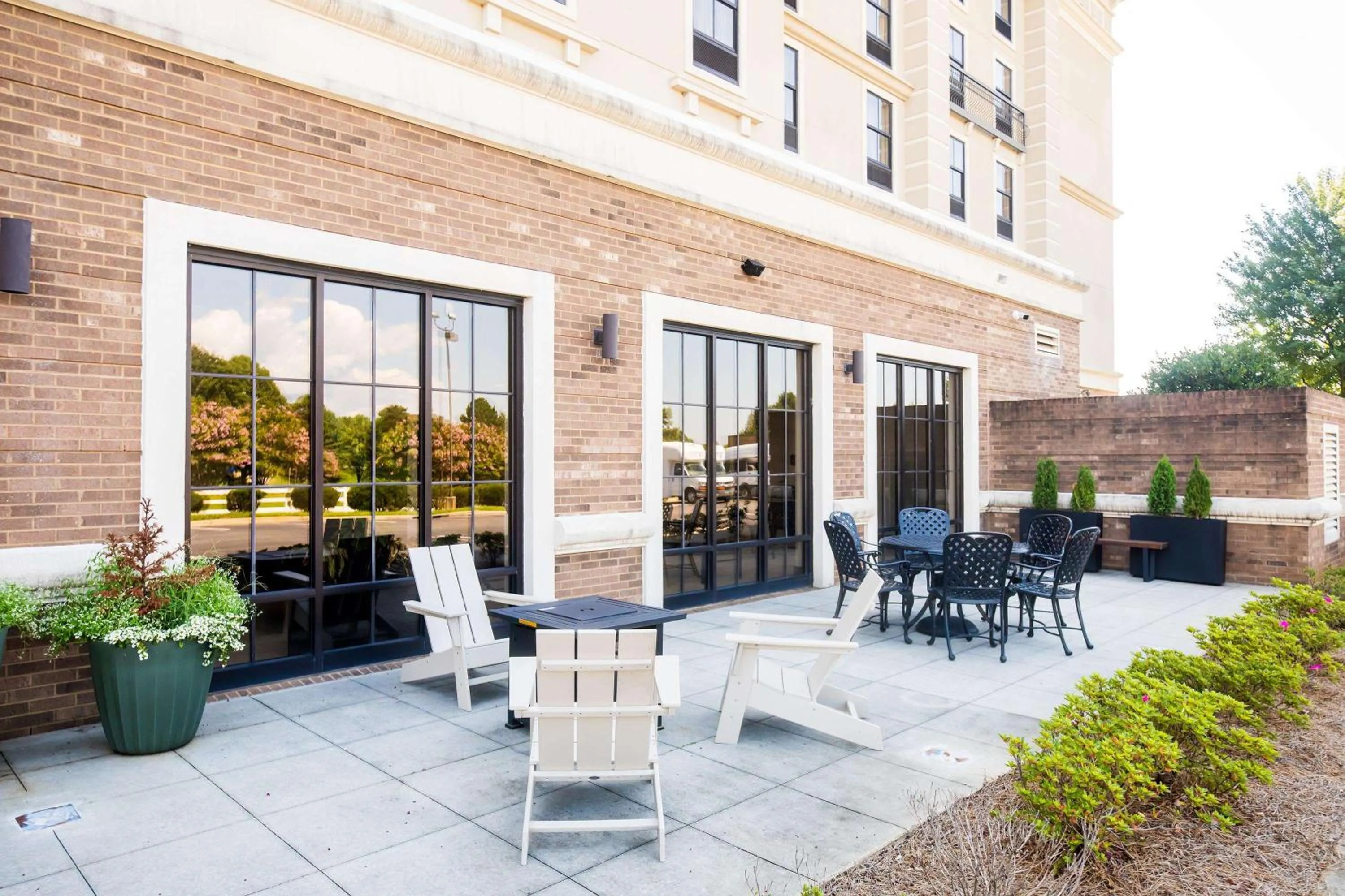 Patio in Hampton Inn & Suites Dobson