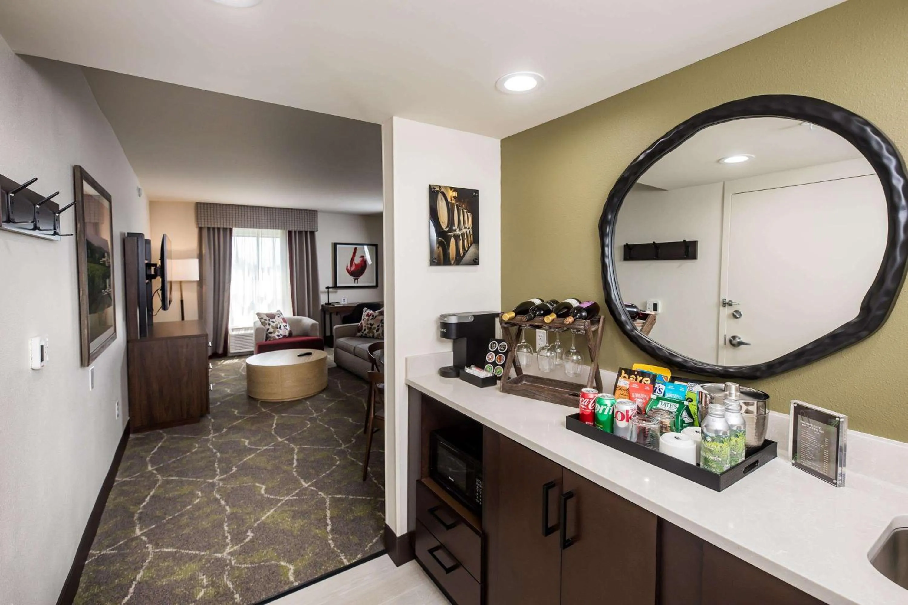 Photo of the whole room in Hampton Inn & Suites Dobson