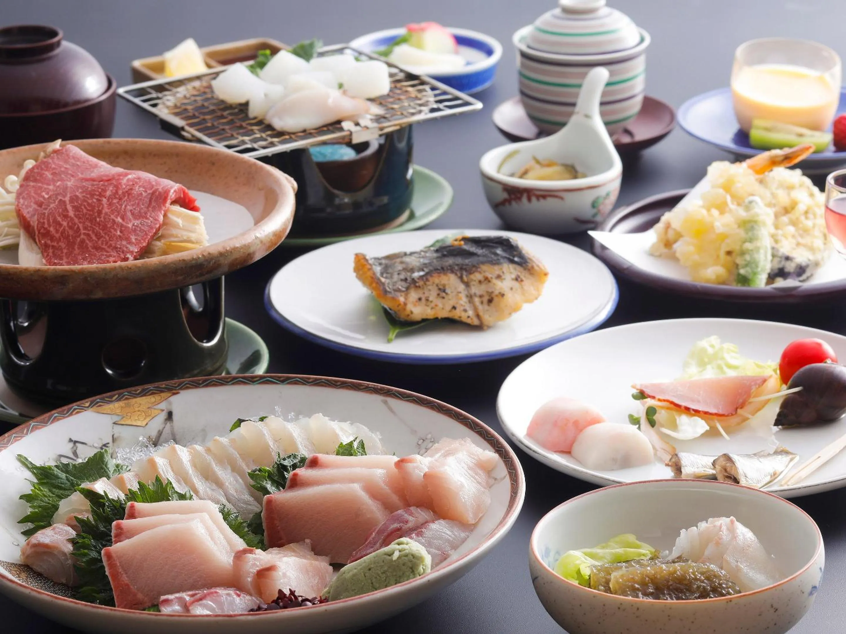 Food in Seikiro Ryokan Historical Museum Hotel
