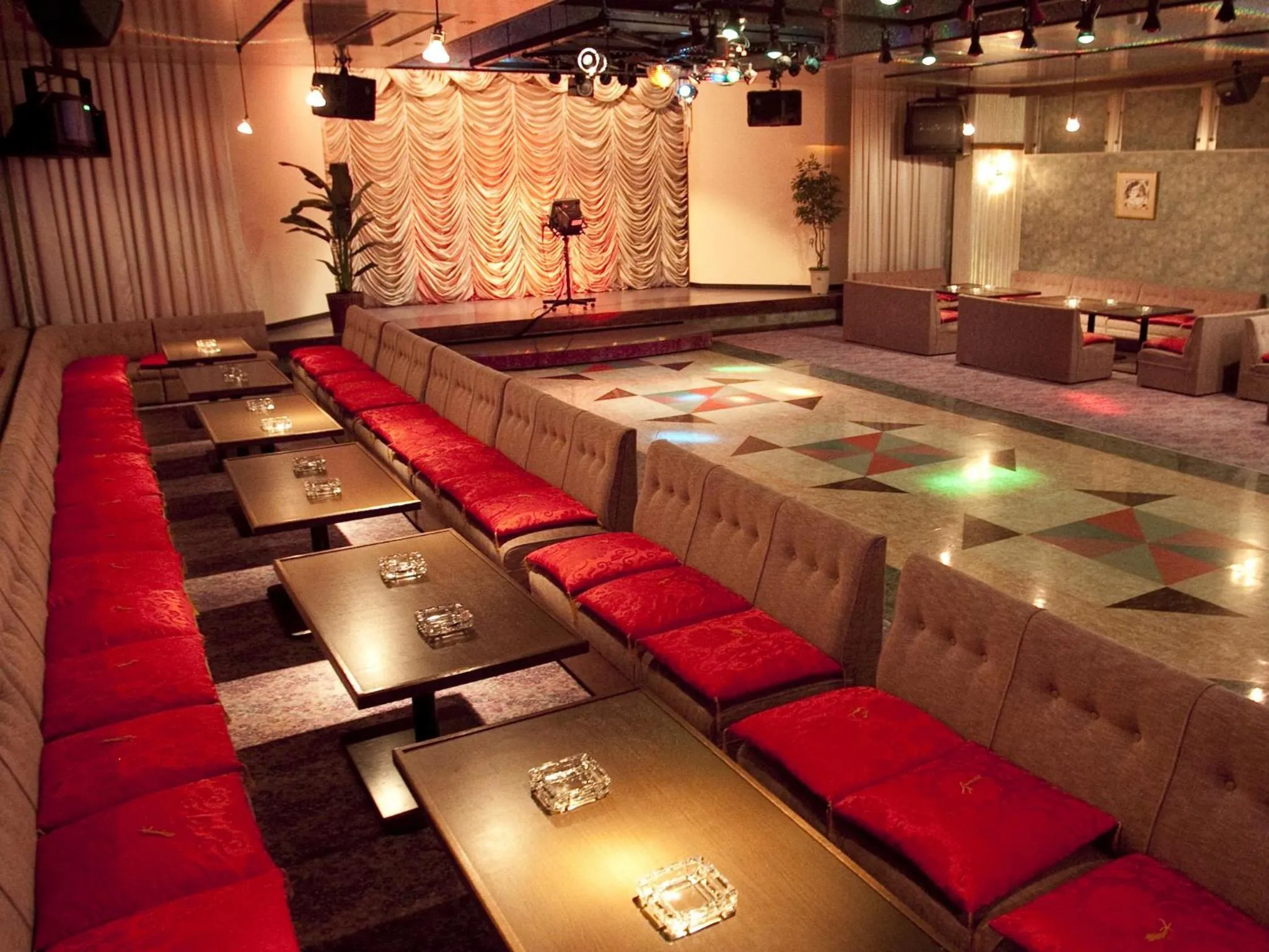 Evening entertainment in Hotel Abashirikoso