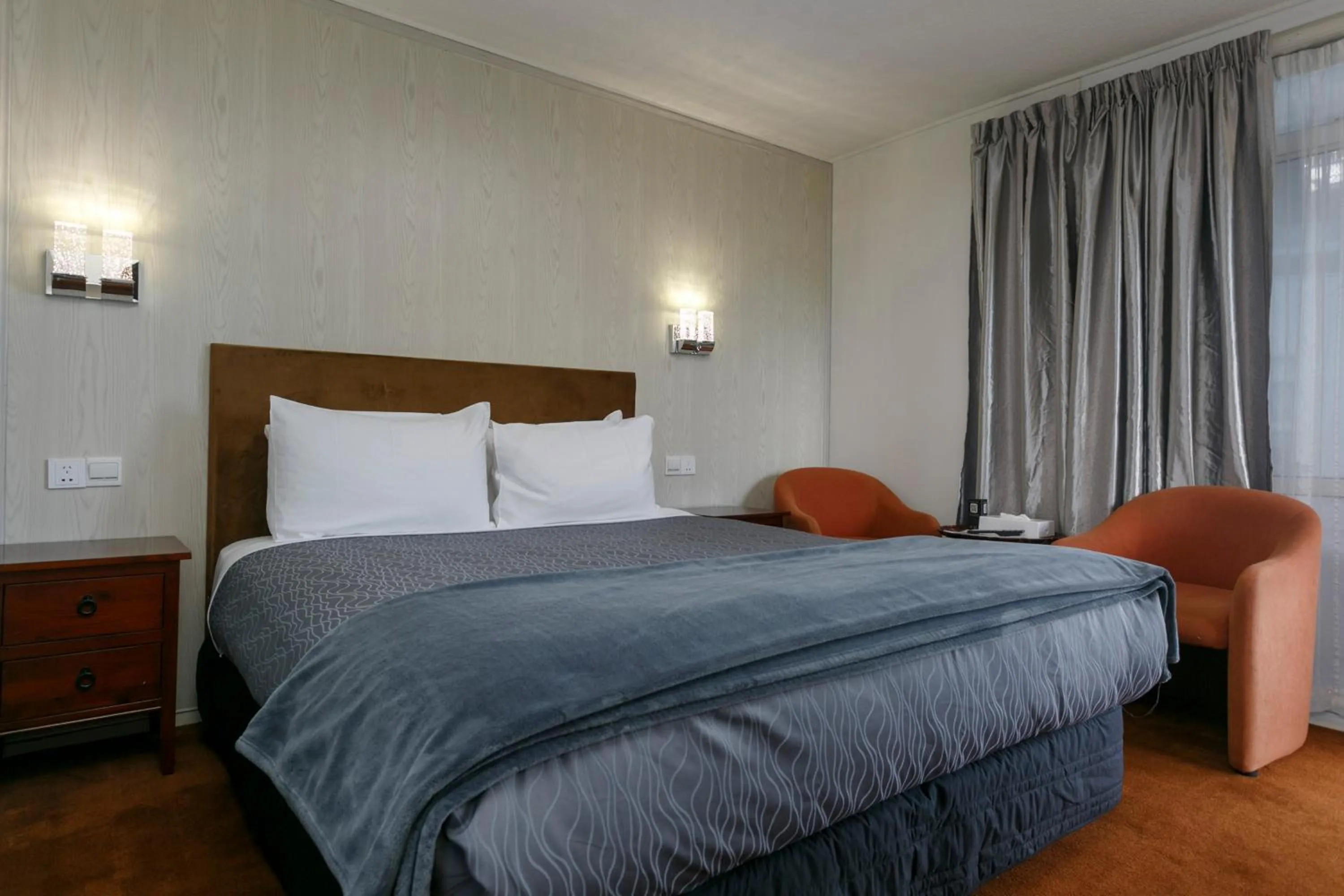 Bed in VU Thermal Lodge