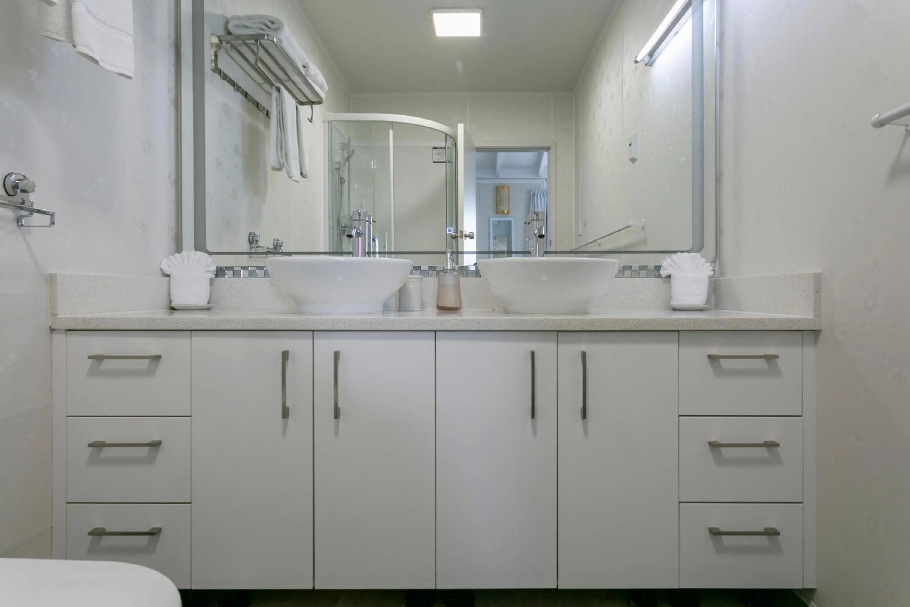 Bathroom in VU Thermal Lodge