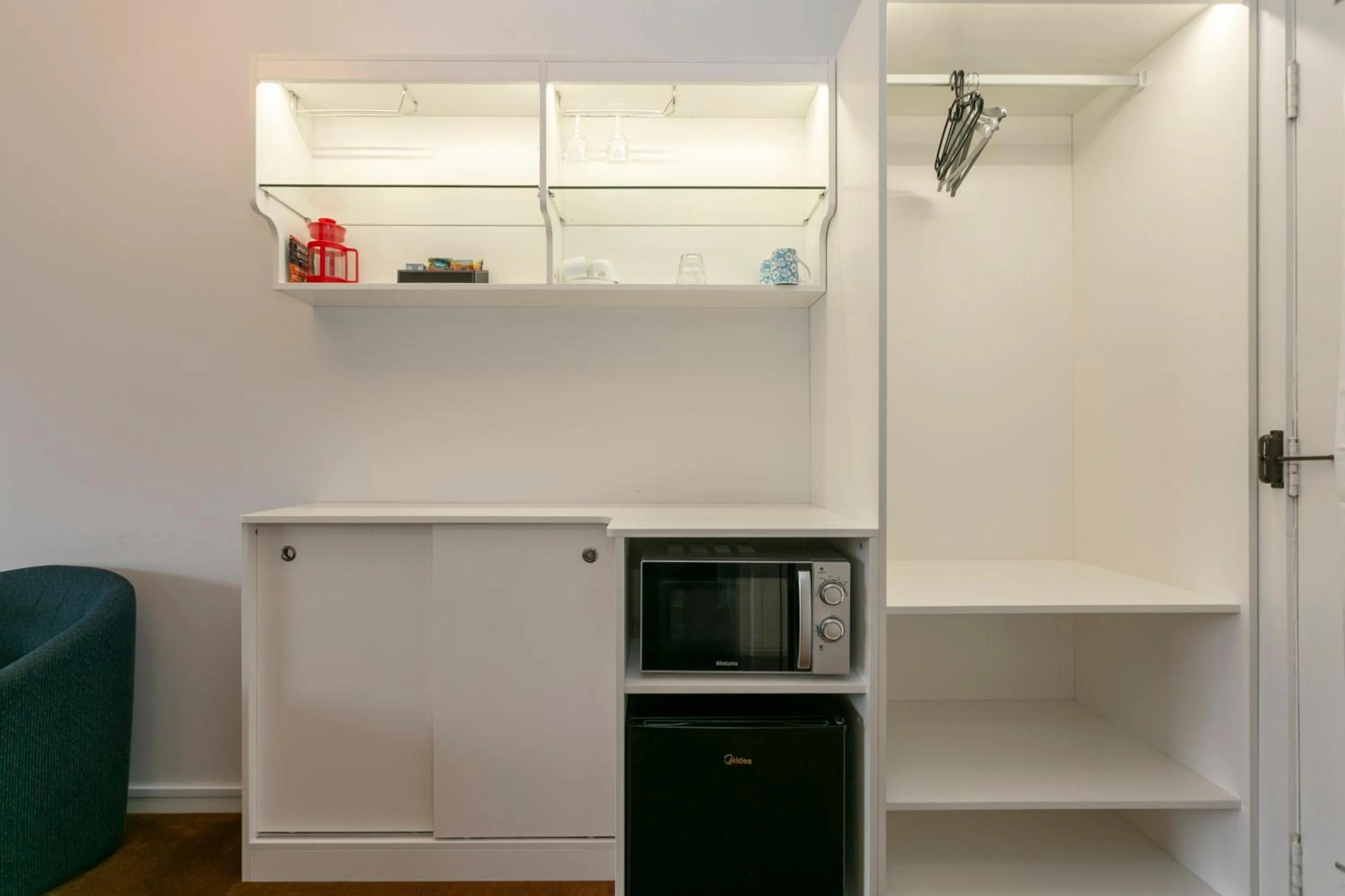 Kitchen/Kitchenette in VU Thermal Lodge