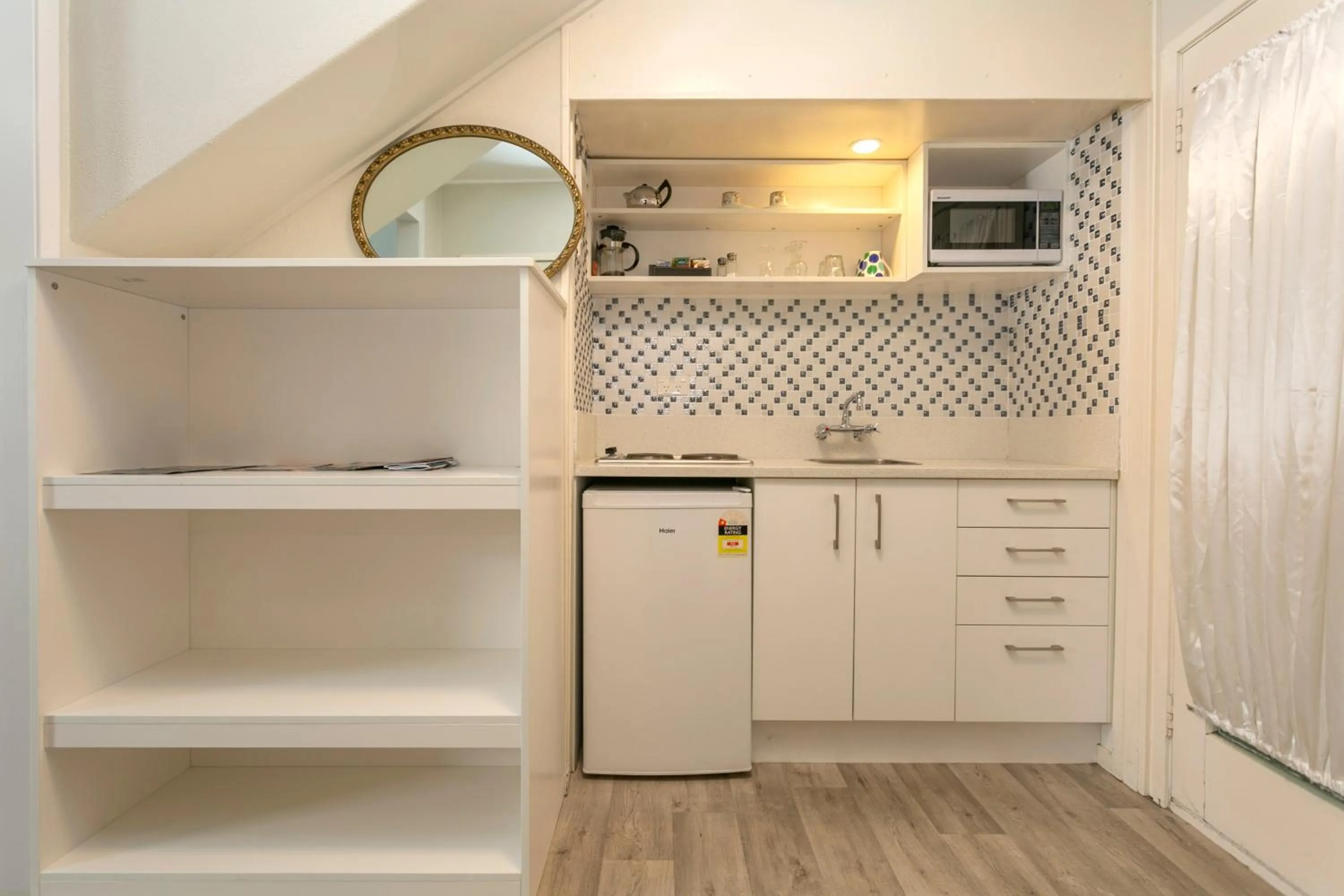 Kitchen/Kitchenette in VU Thermal Lodge