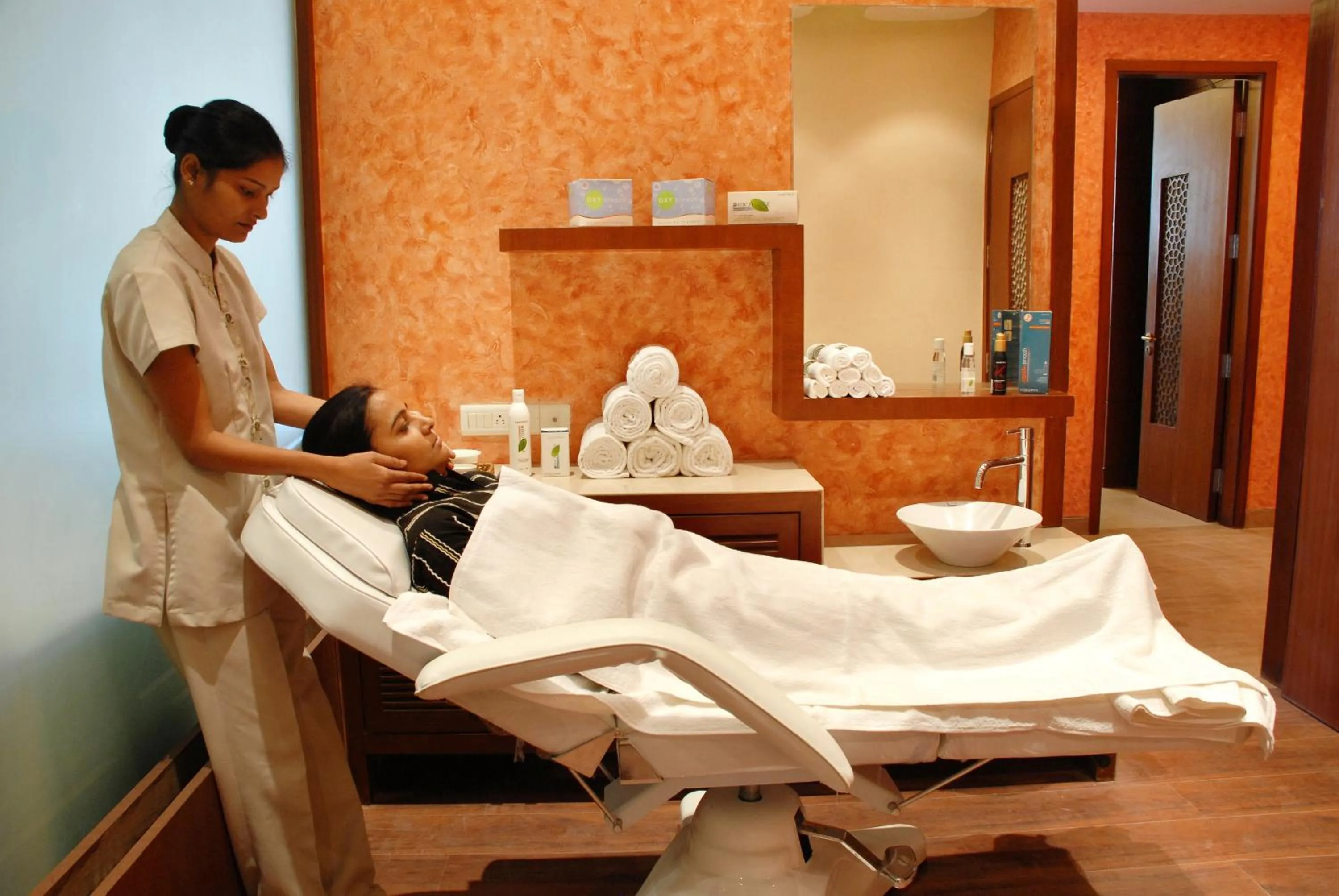 Spa and wellness centre/facilities in Cambay Grand Kukas