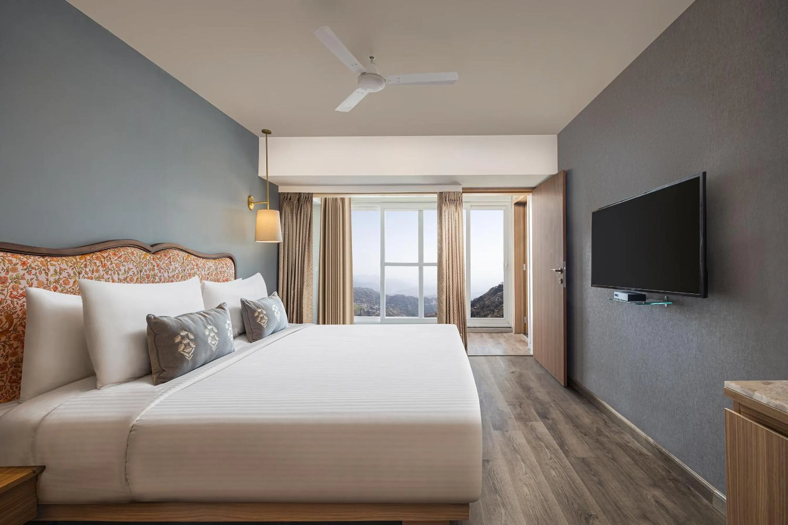 Bedroom, Bed in Fortune Resort Grace, Mussoorie - Member ITC Hotels' Group