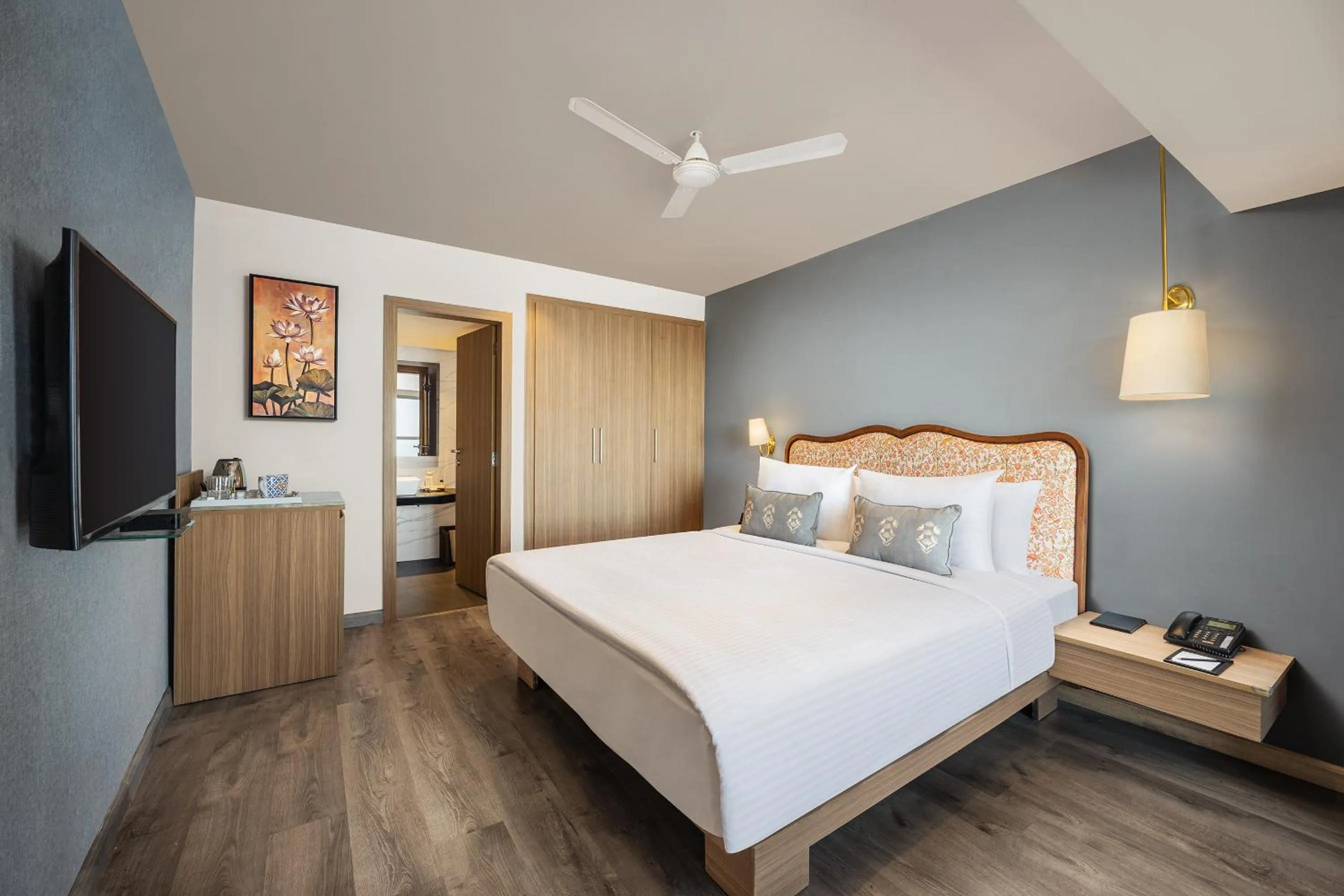 Bedroom, Bed in Fortune Resort Grace, Mussoorie - Member ITC Hotels' Group