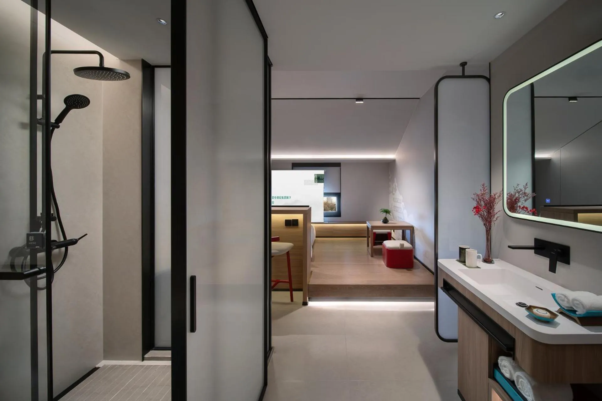 Photo of the whole room in SSAW Garden Hotel Beijing