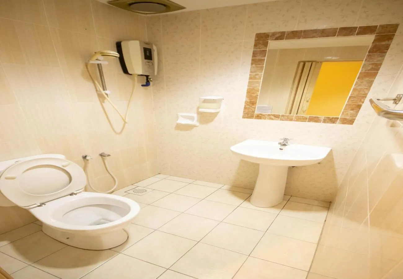 Shower in Sun Inns Hotel Kota Damansara Near Hospital Sungai Buloh