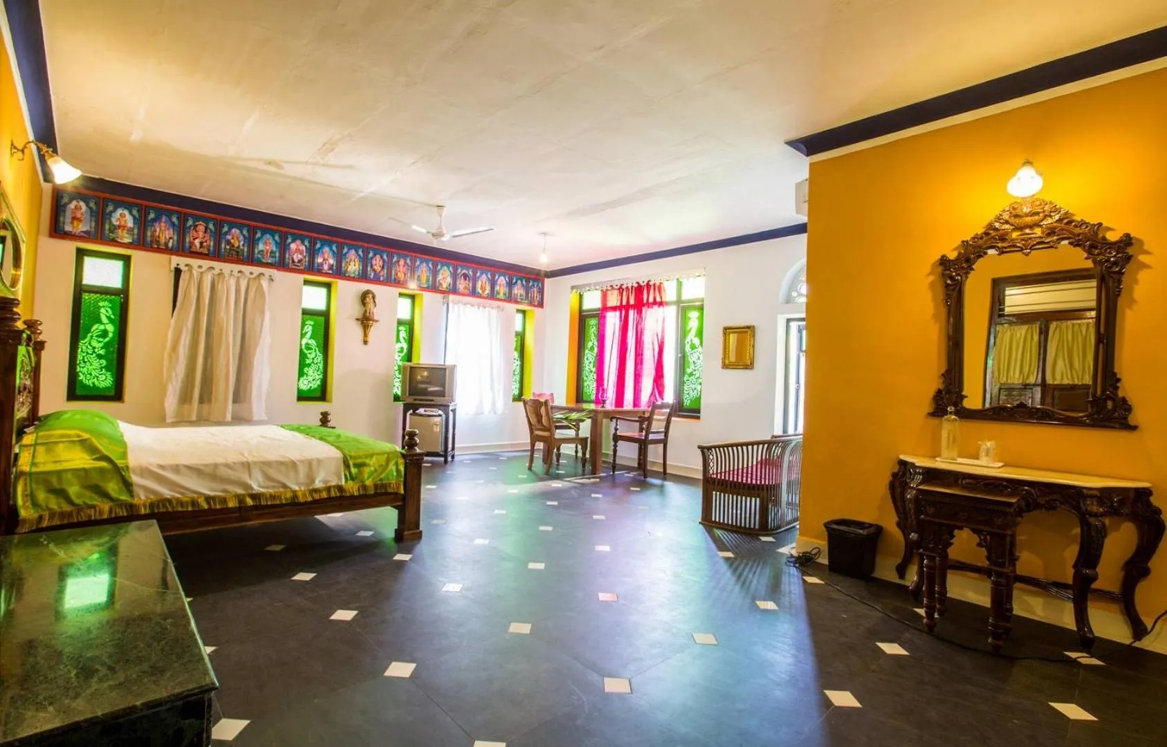 Bed in Indeco Hotels Swamimalai