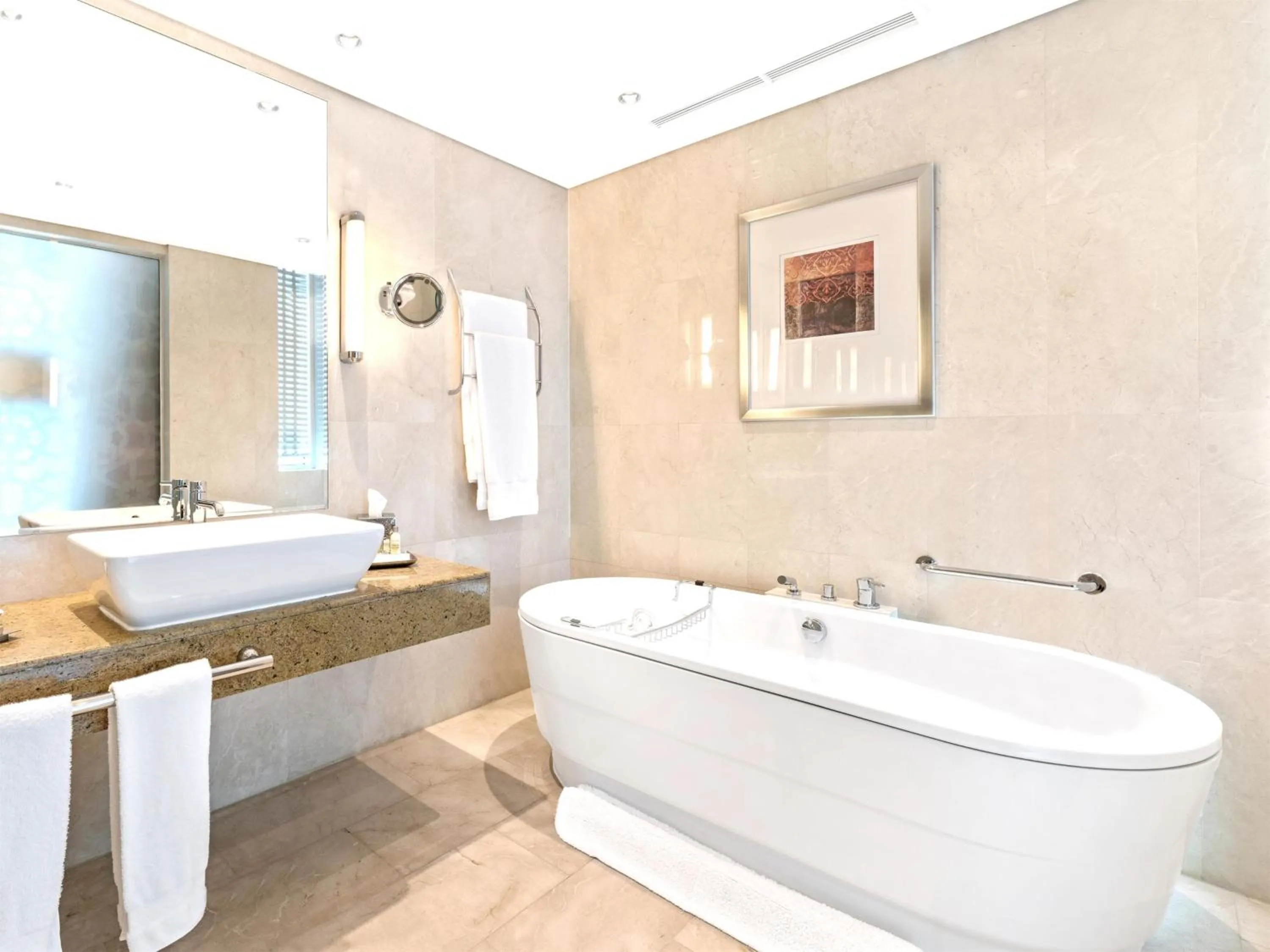 Bathroom in Hilton Doha