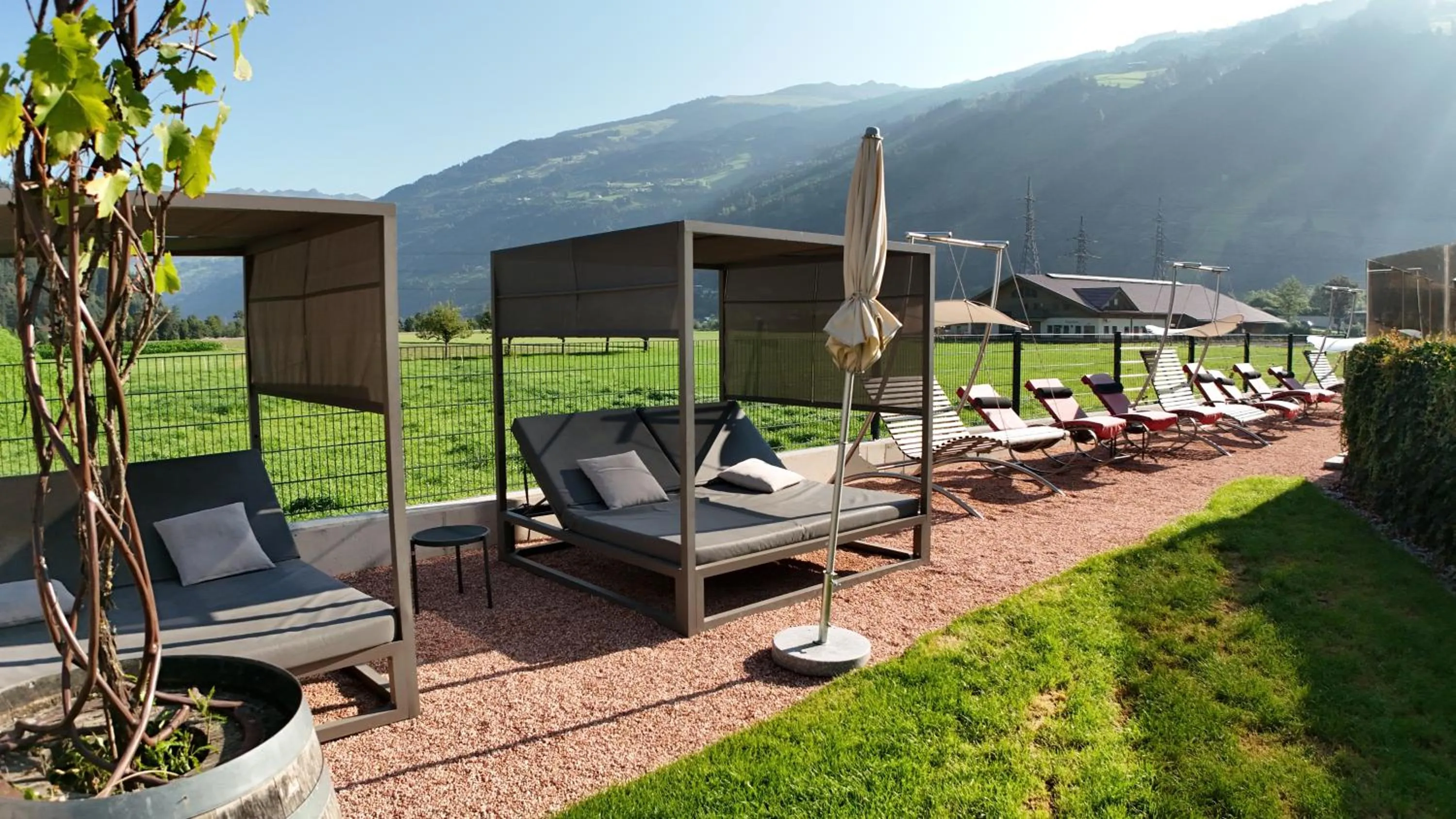 Swimming pool in Ferienhotel Sonnenhof