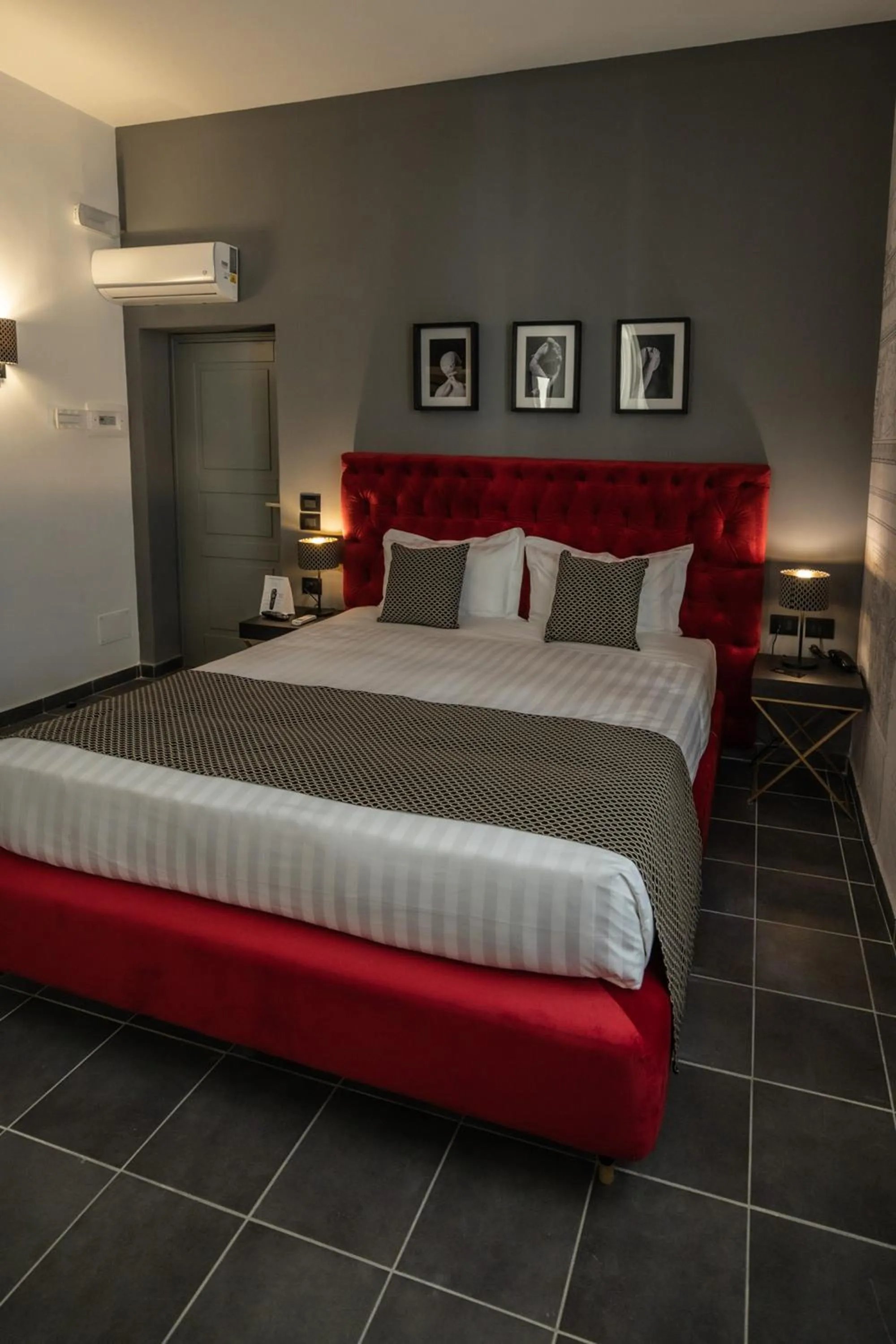 Bed in Relais Manzoni