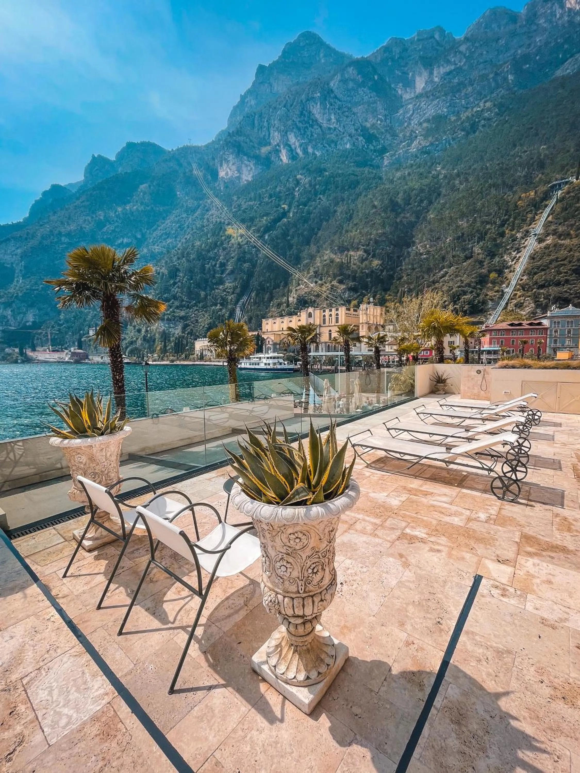 Day in Bellavista Lakefront