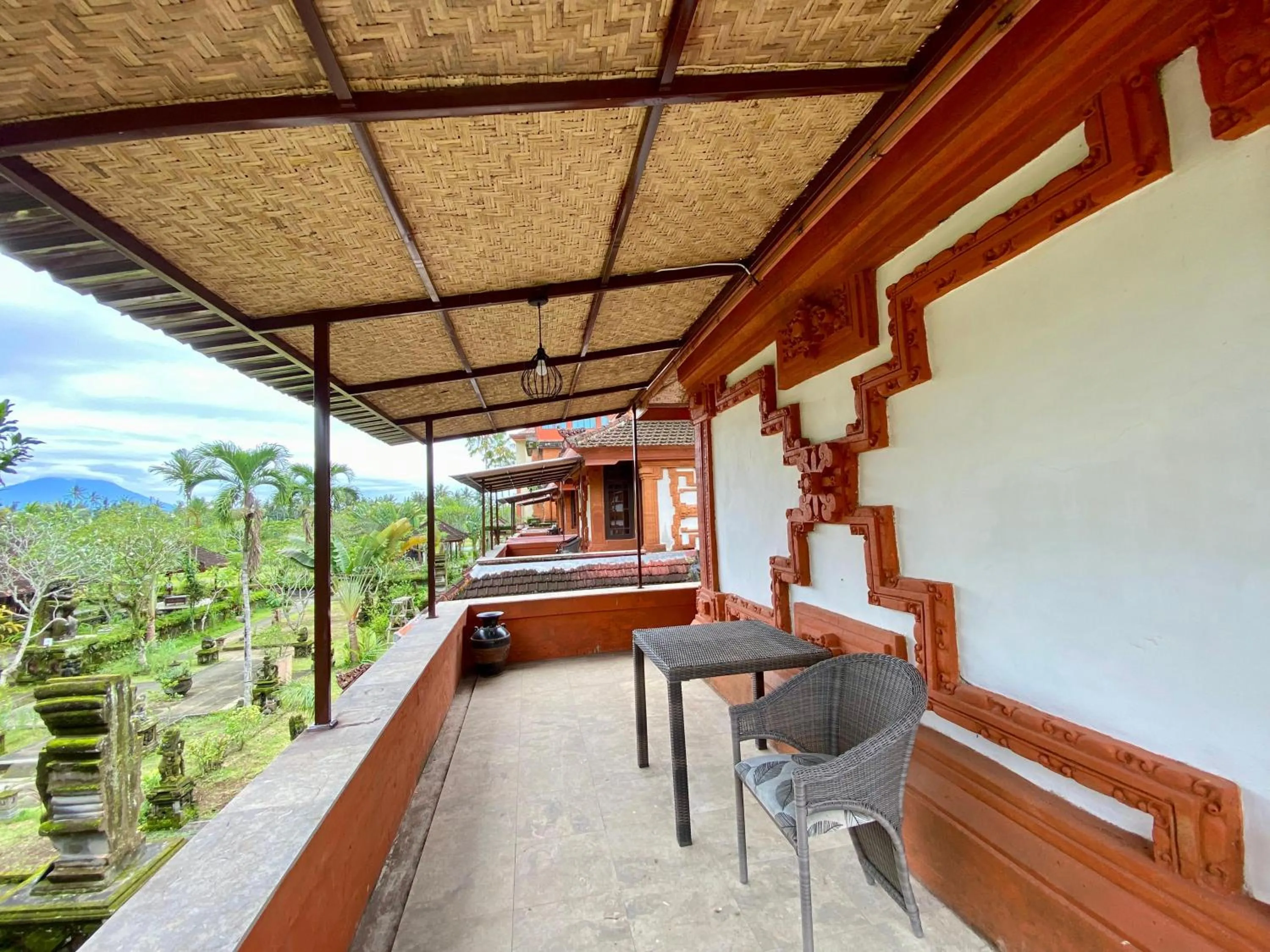 Suly Vegetarian Resort & Spa