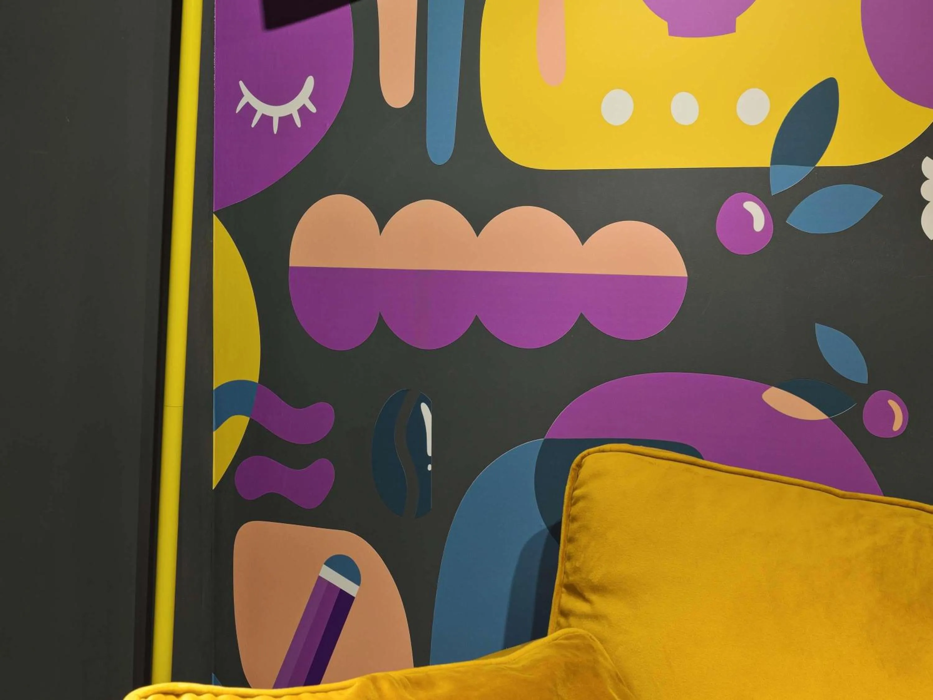 Lounge or bar in Bucharest Unirii Square - Handwritten Collection