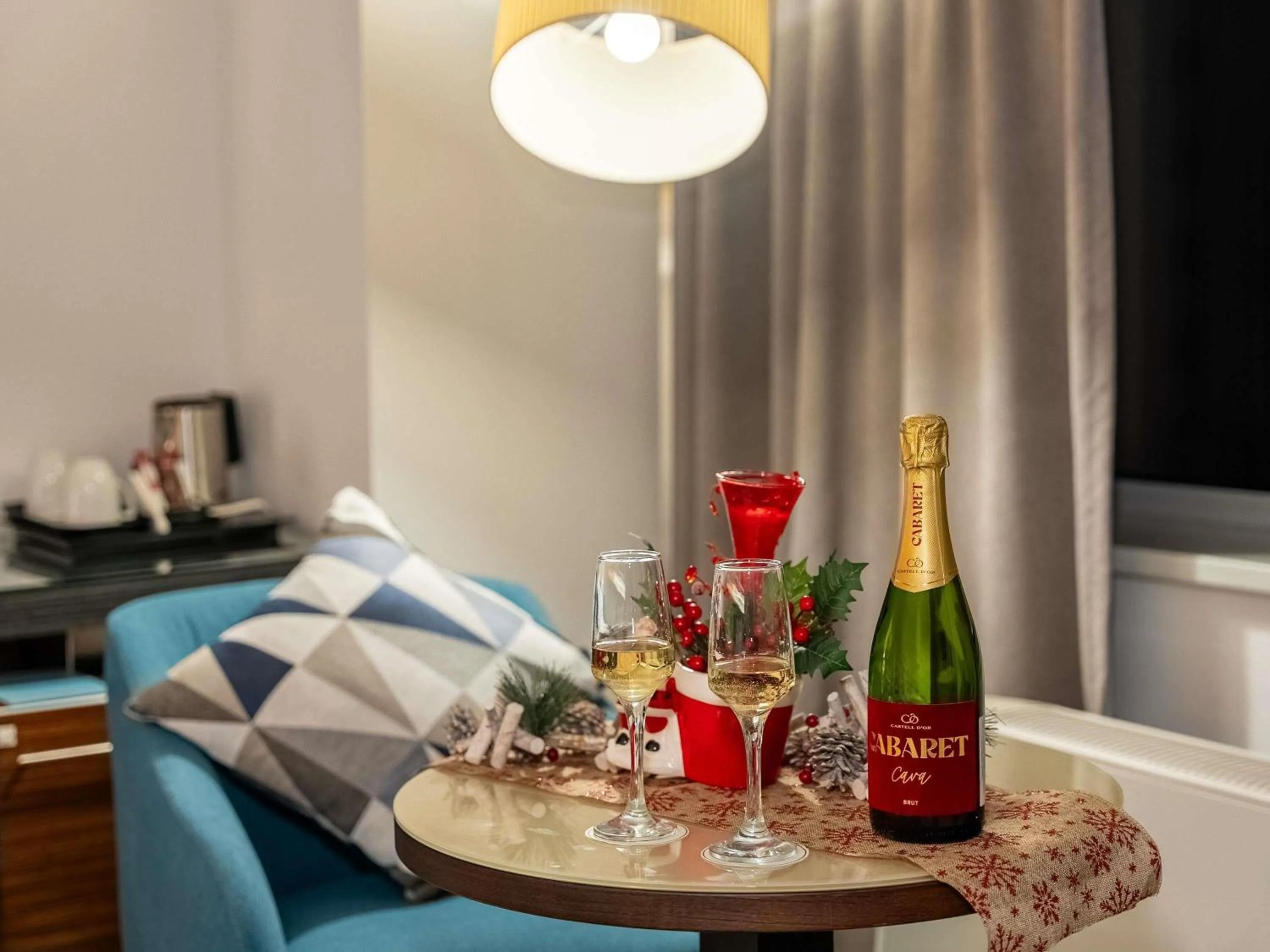 Bedroom in Bucharest Unirii Square - Handwritten Collection