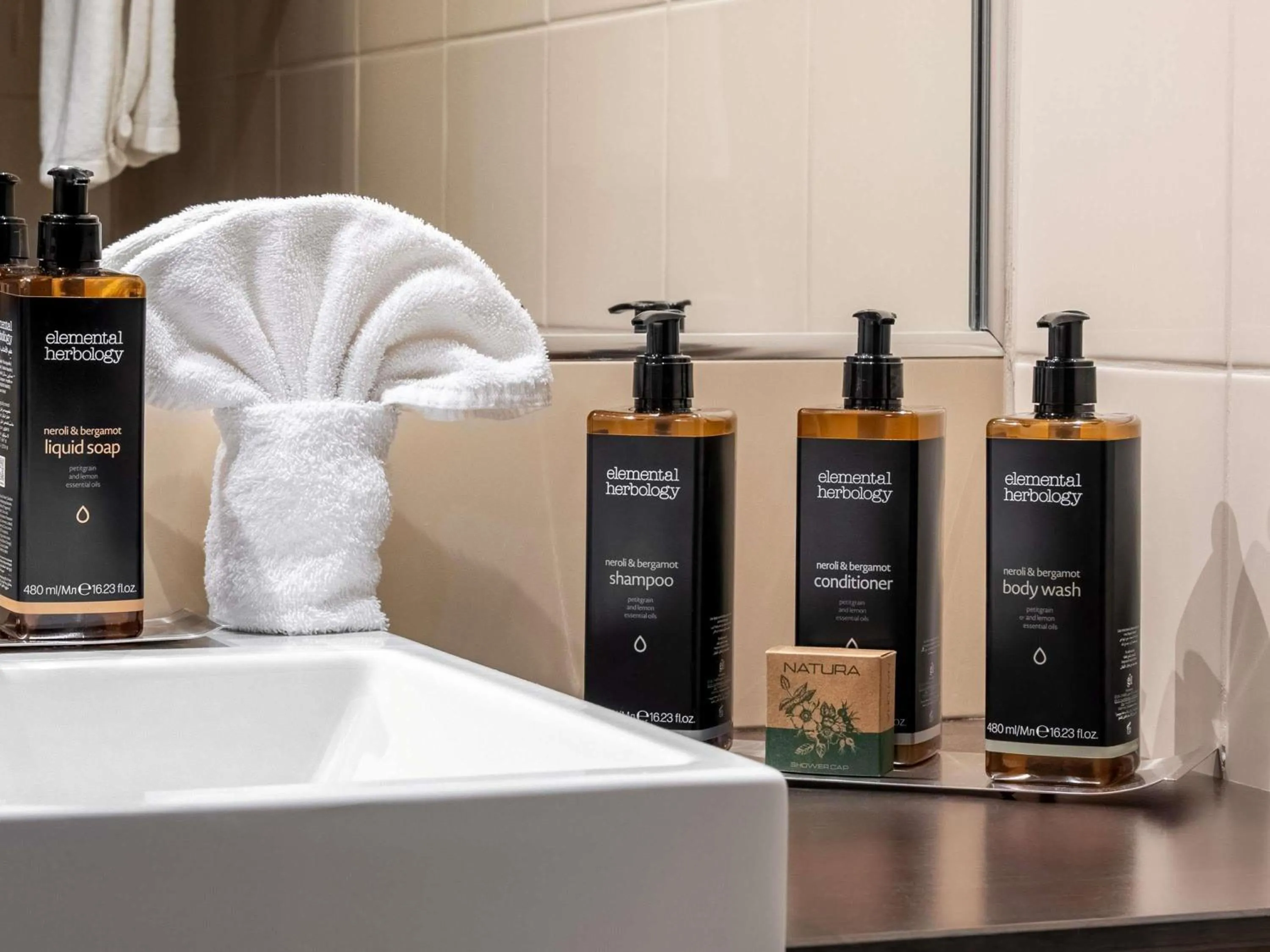 Bedroom in Bucharest Unirii Square - Handwritten Collection