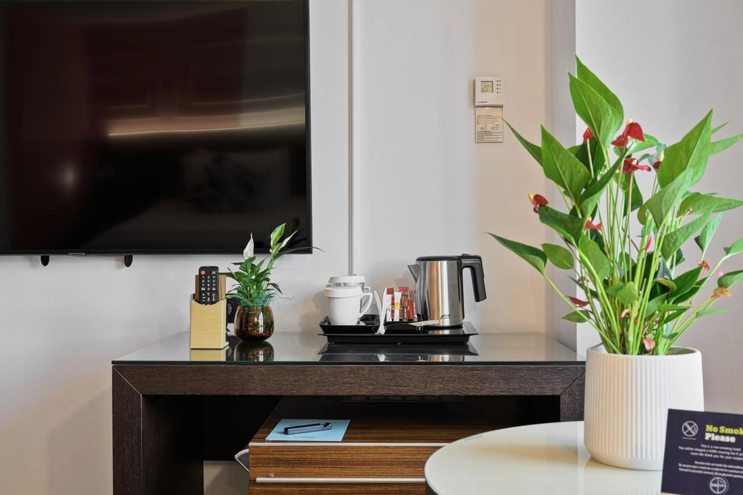 Living room in Bucharest Unirii Square - Handwritten Collection