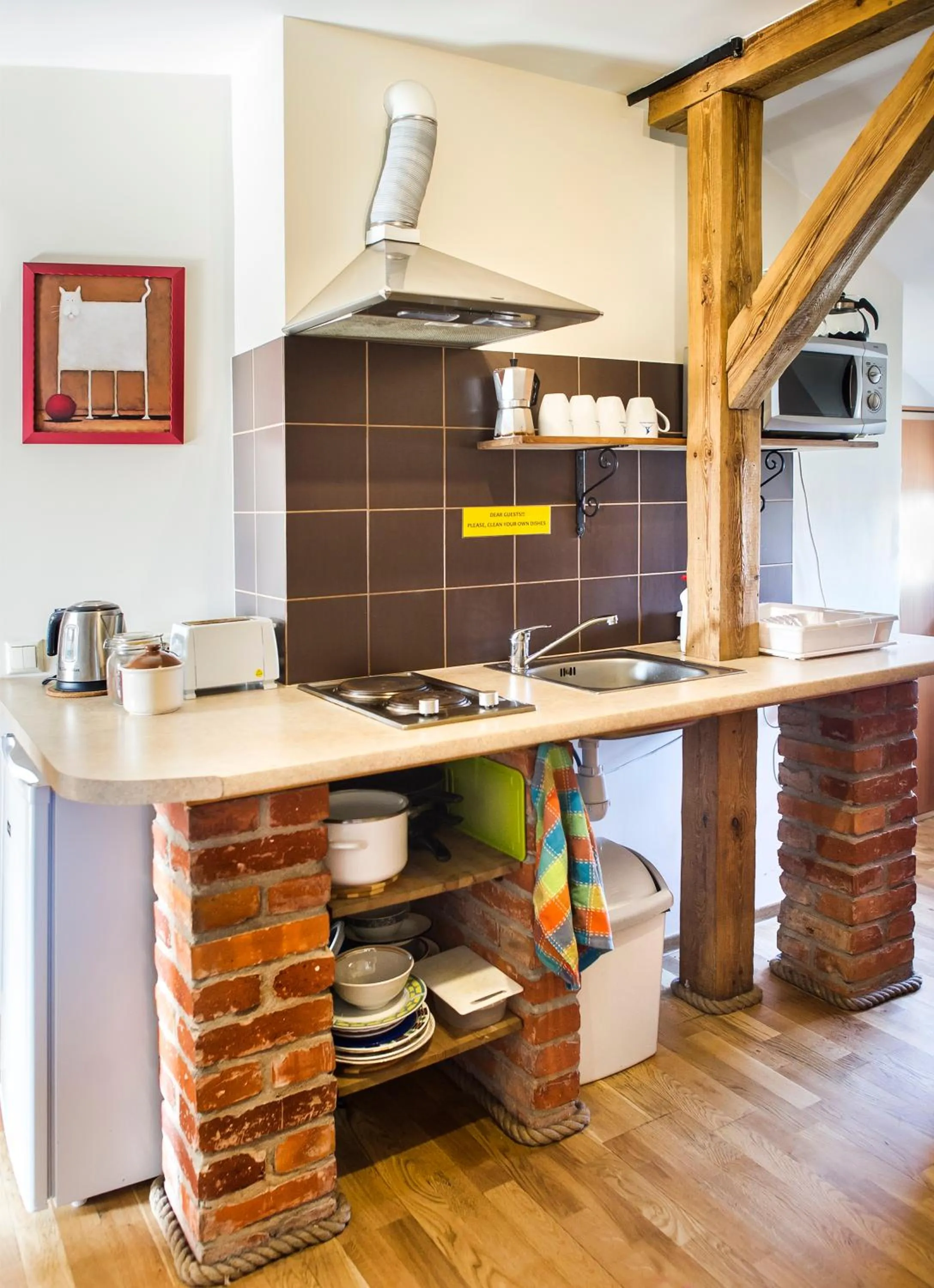 Communal kitchen in Klaipeda Hostel
