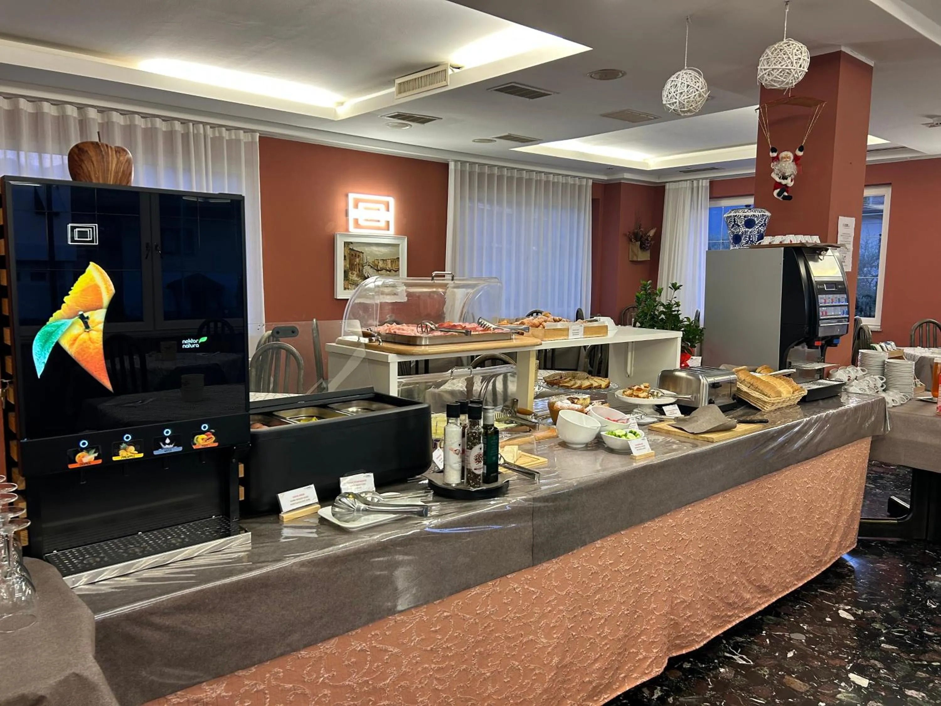 Buffet breakfast in Hotel Alberello - Varone