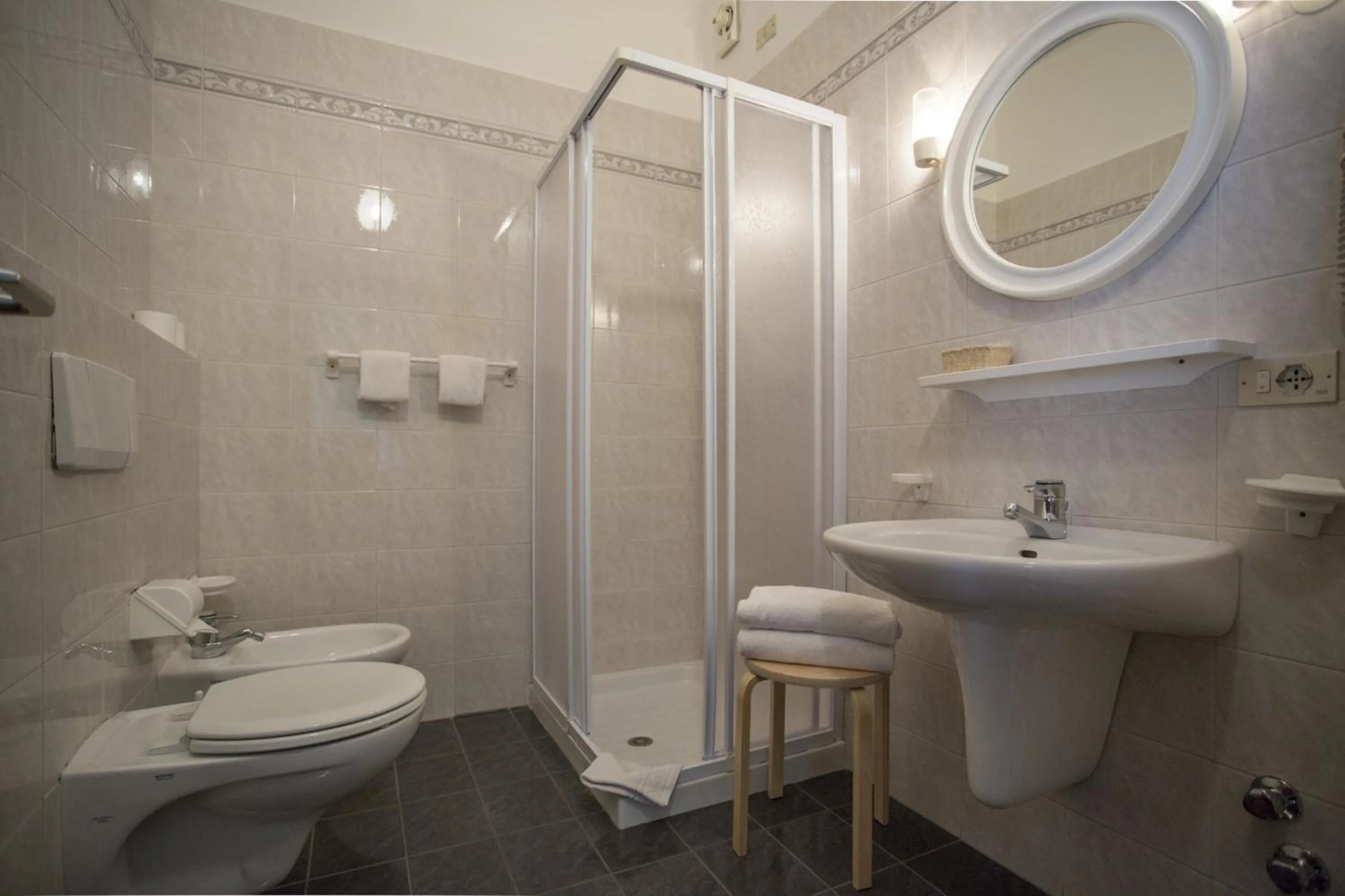 Bathroom in Hotel Alberello - Varone