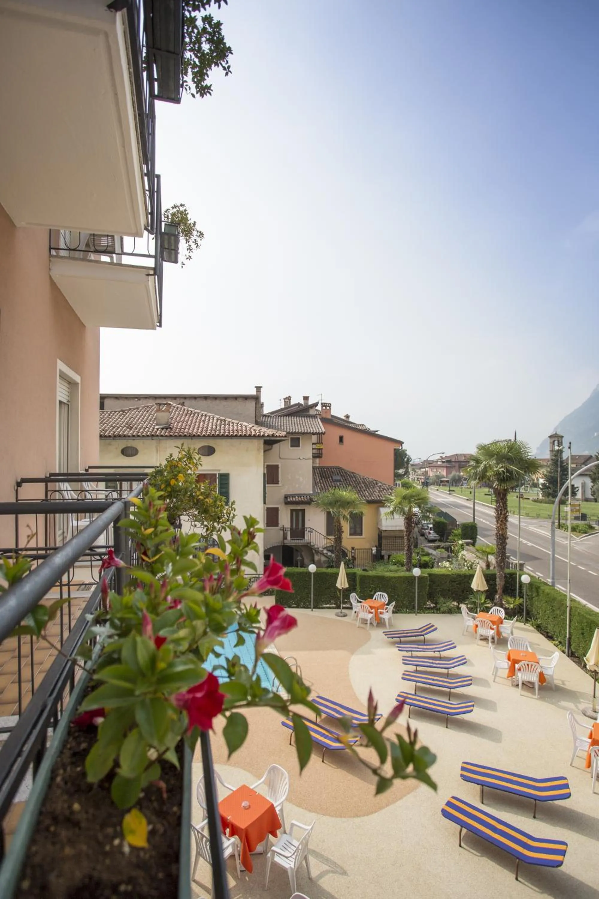 Neighbourhood in Hotel Alberello - Varone