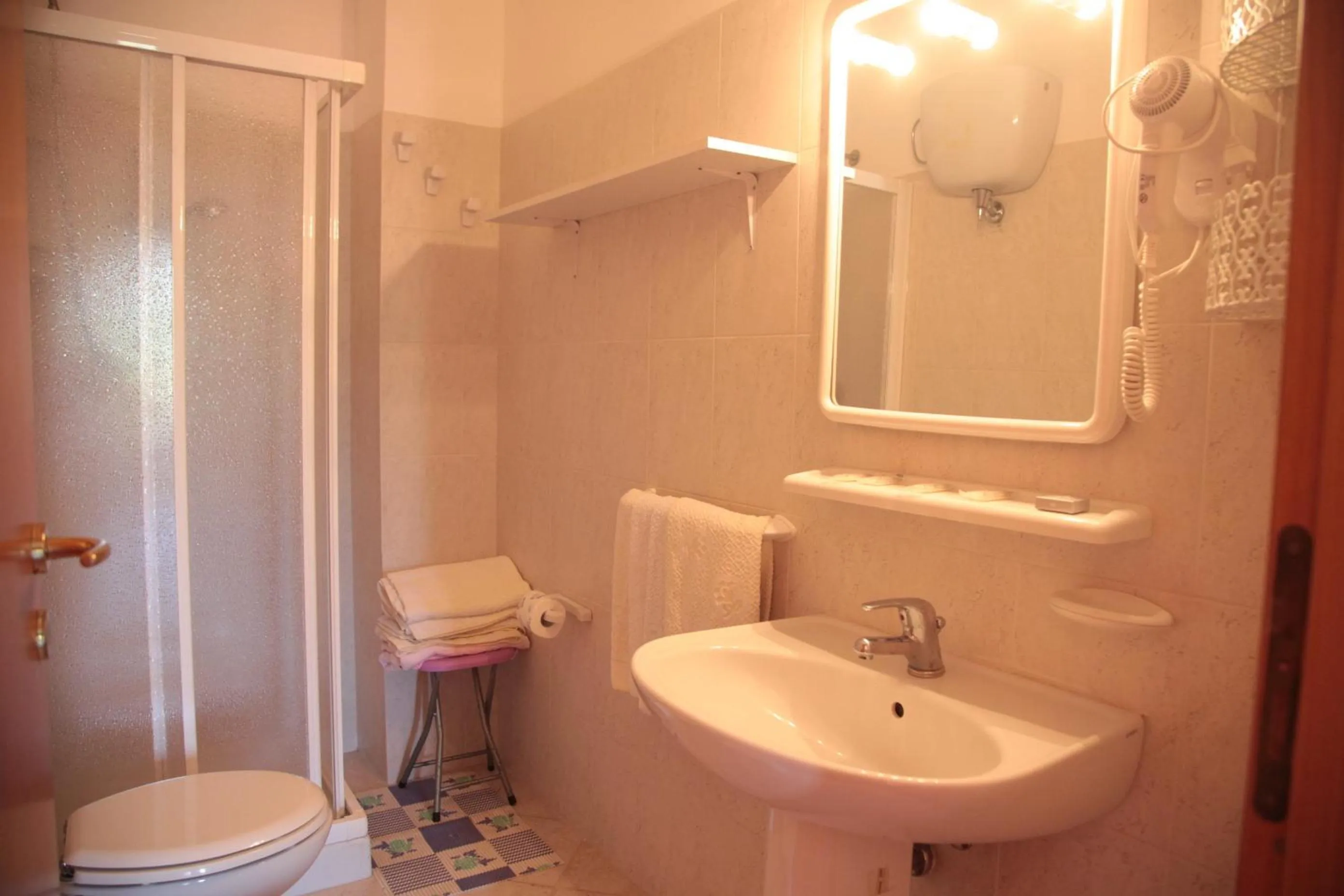 Shower in Residenza La Vigna