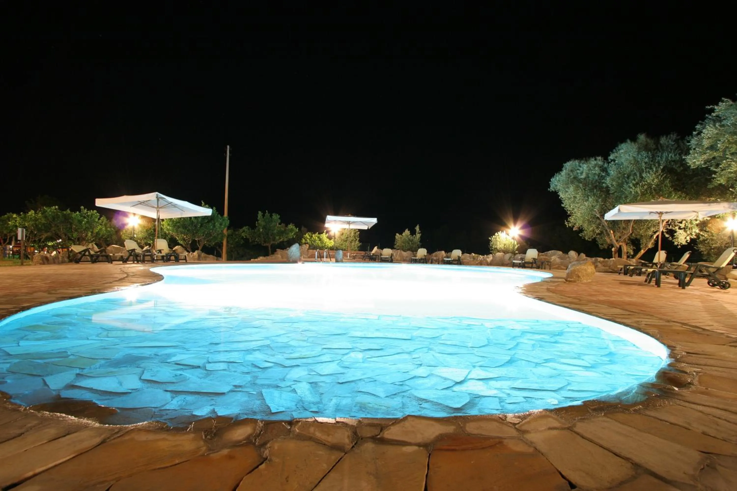 Swimming pool in Residenza La Vigna