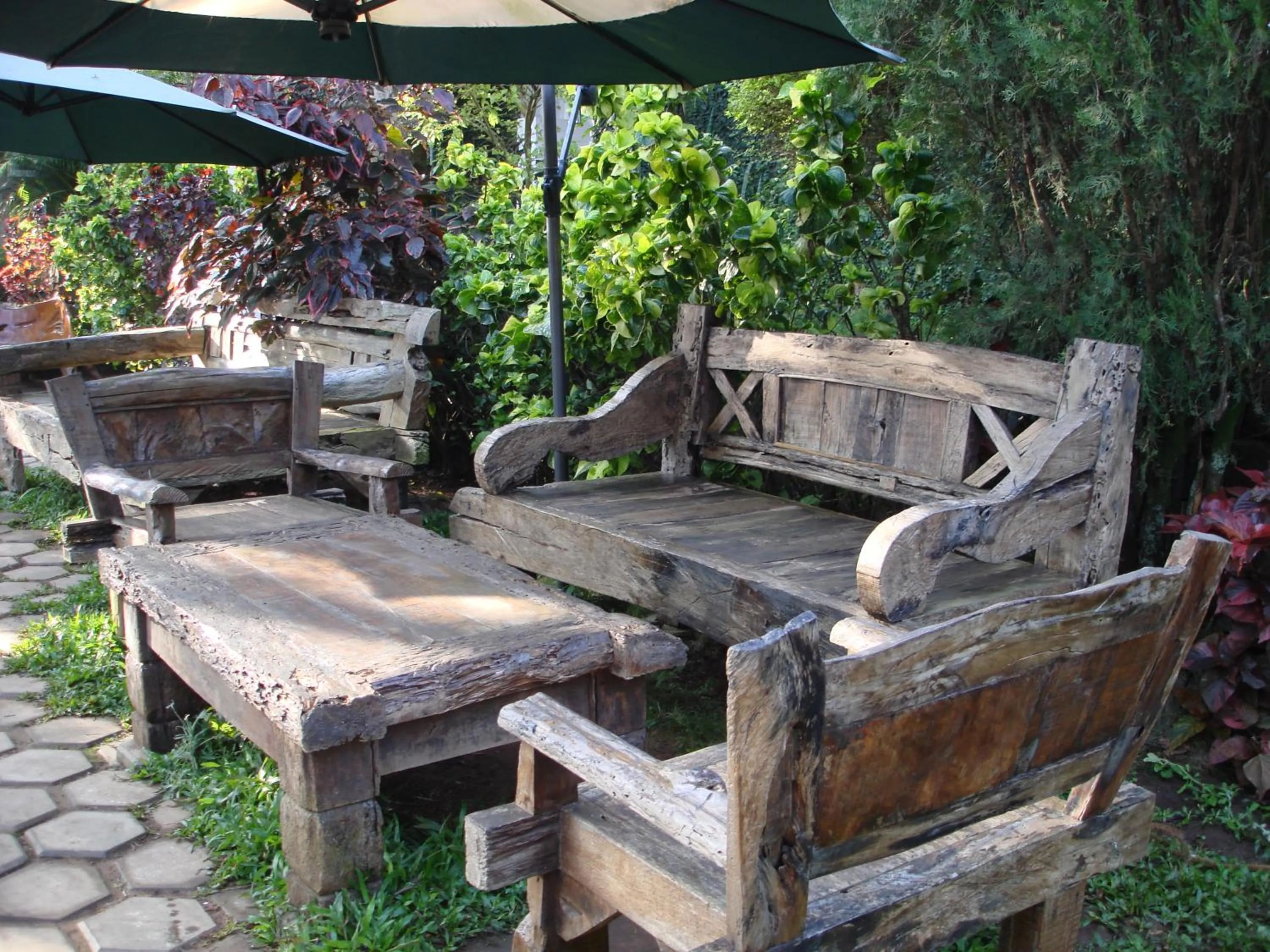 Seating area in INDeco Lake Forest