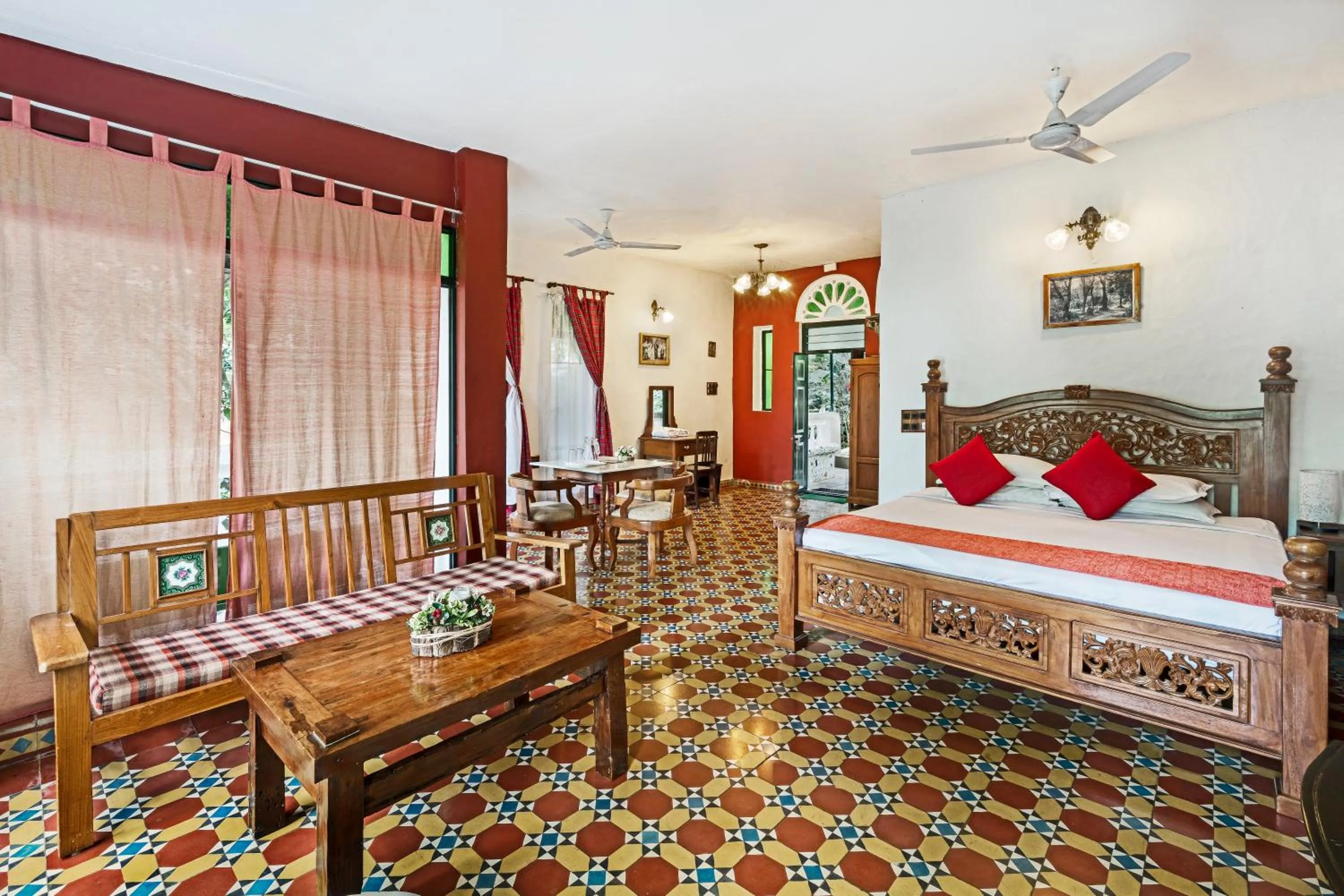 Photo of the whole room, Bed in INDeco Lake Forest