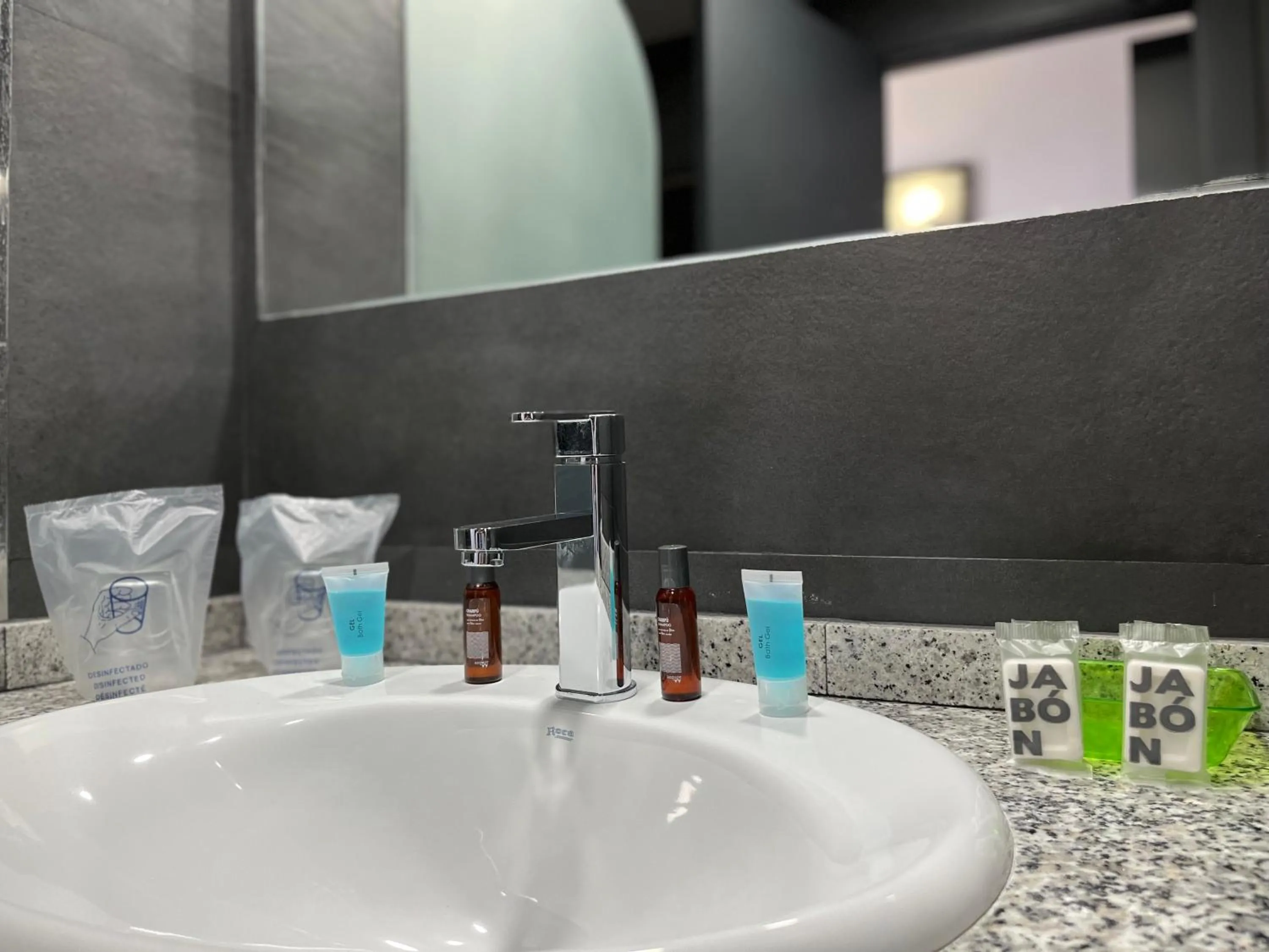 Bathroom in Princesa Solar 4* - Adults Recommended