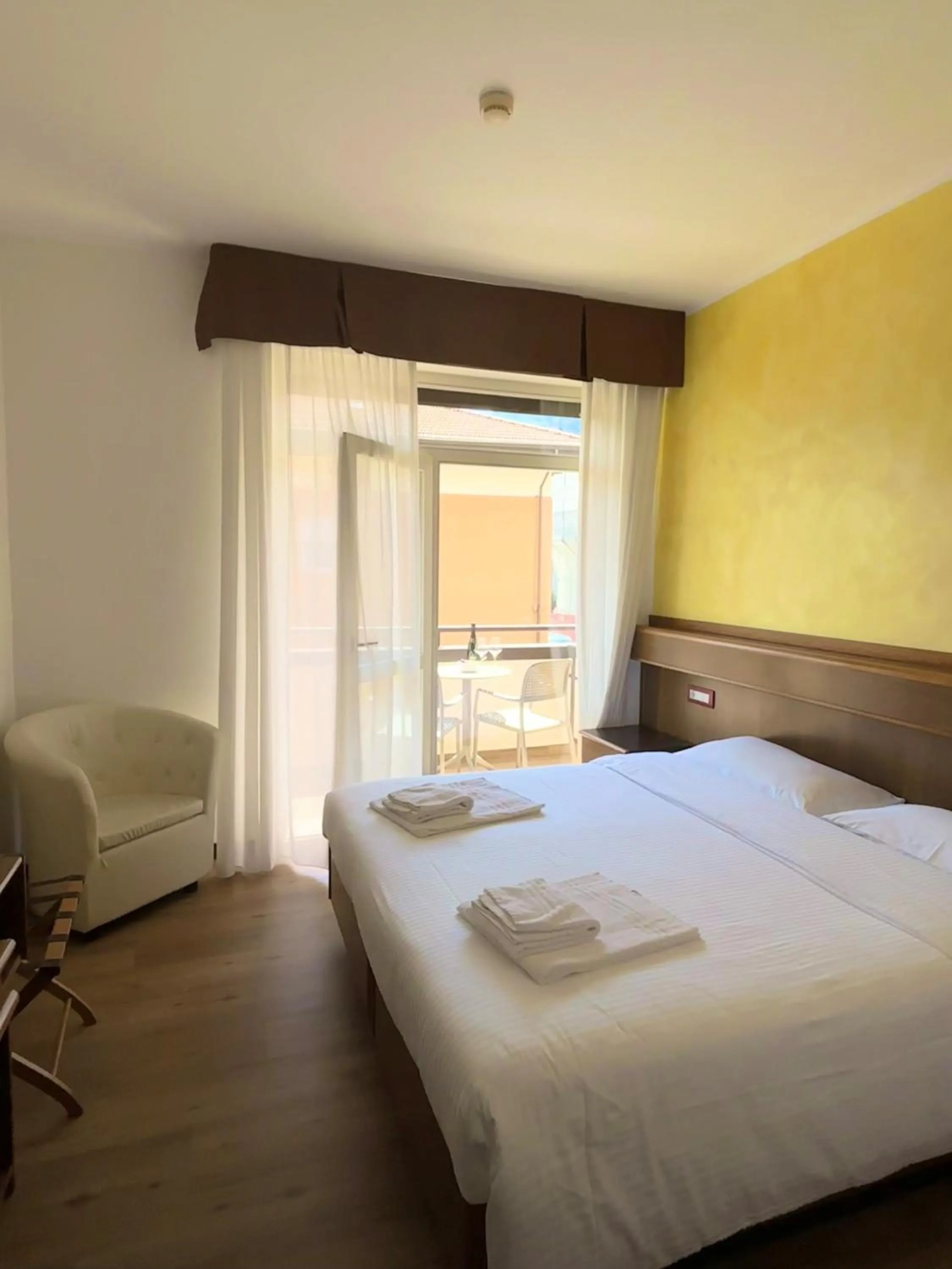 Bed in SunLake Hotel